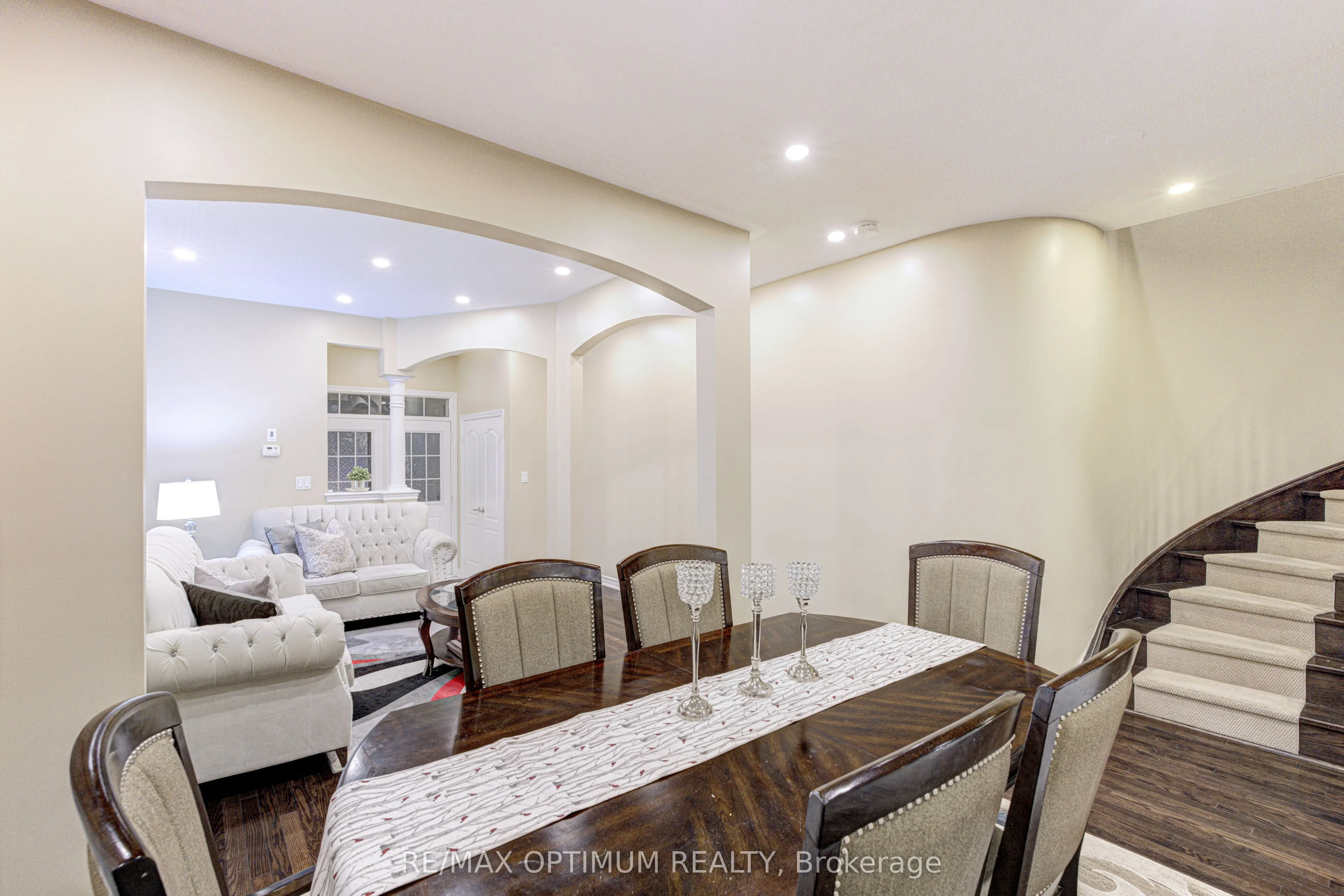 17 Elmcrest Drive
