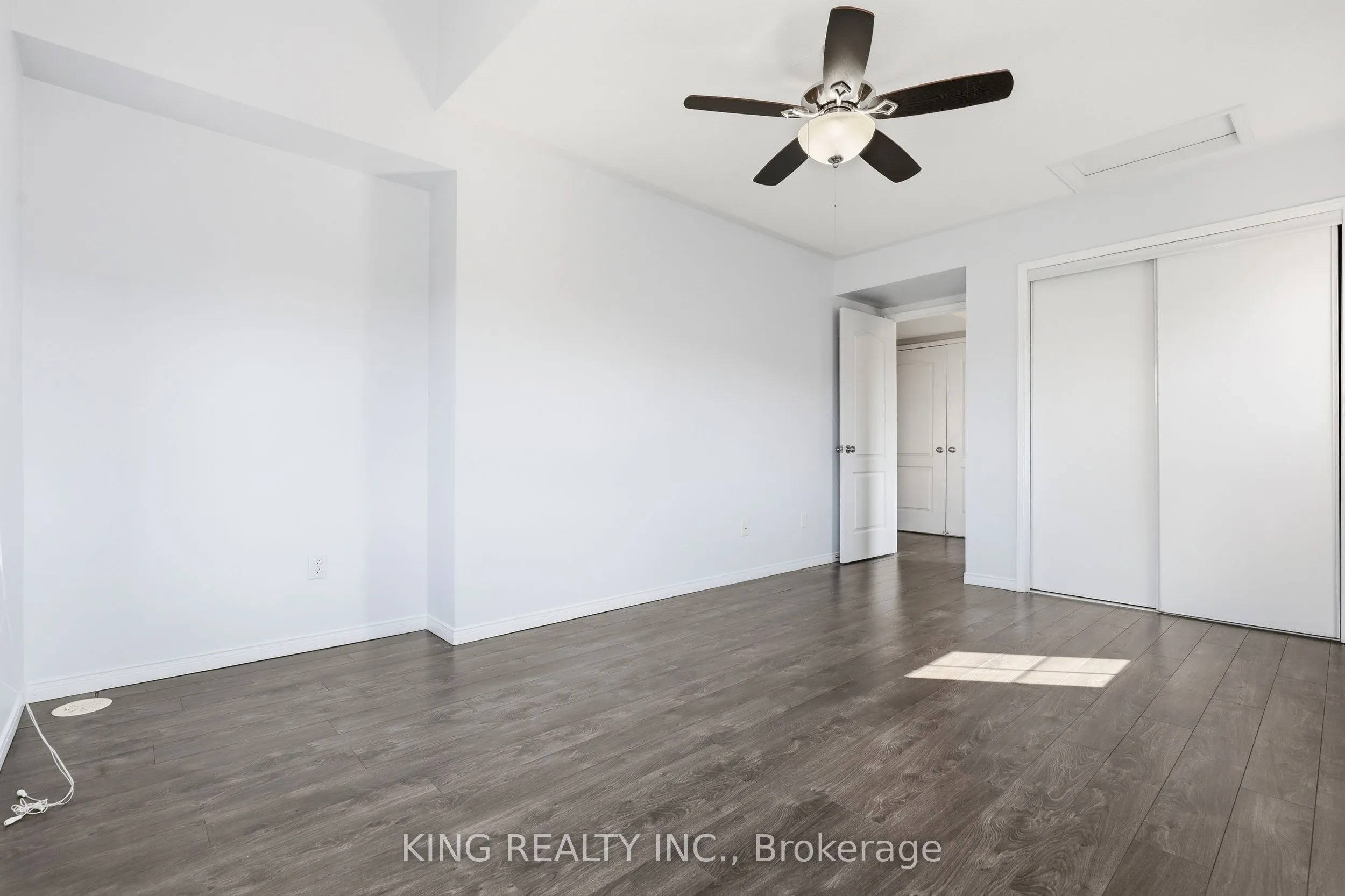 35 Hays Boulevard #8