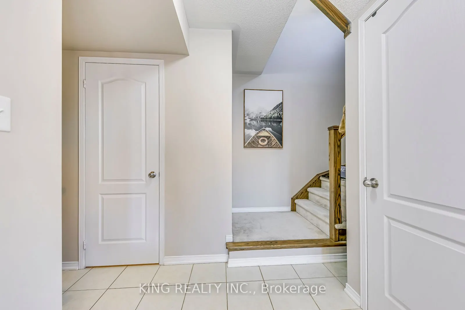 35 Hays Boulevard #8