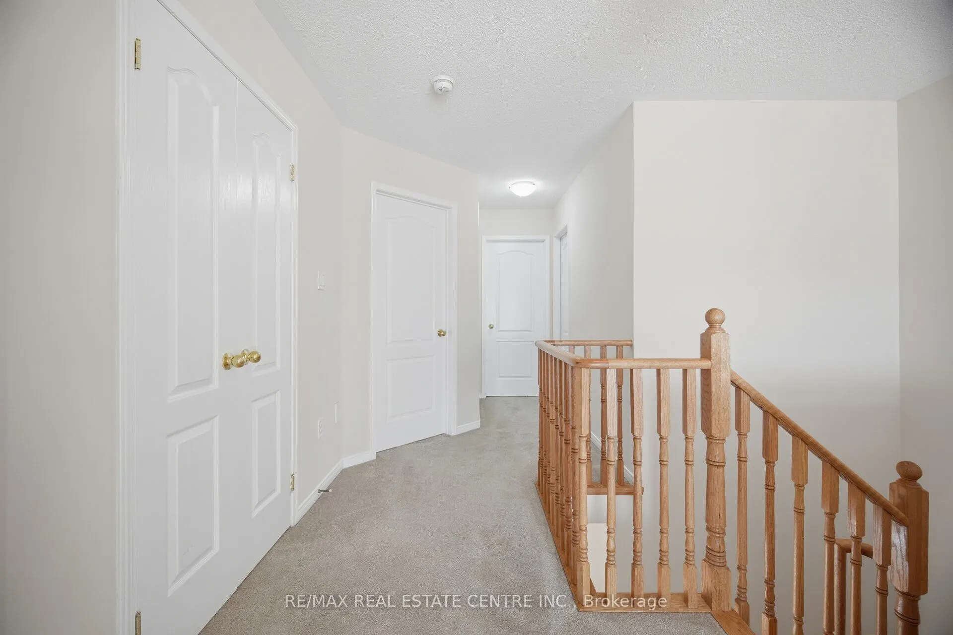 1323 MENEFY Place