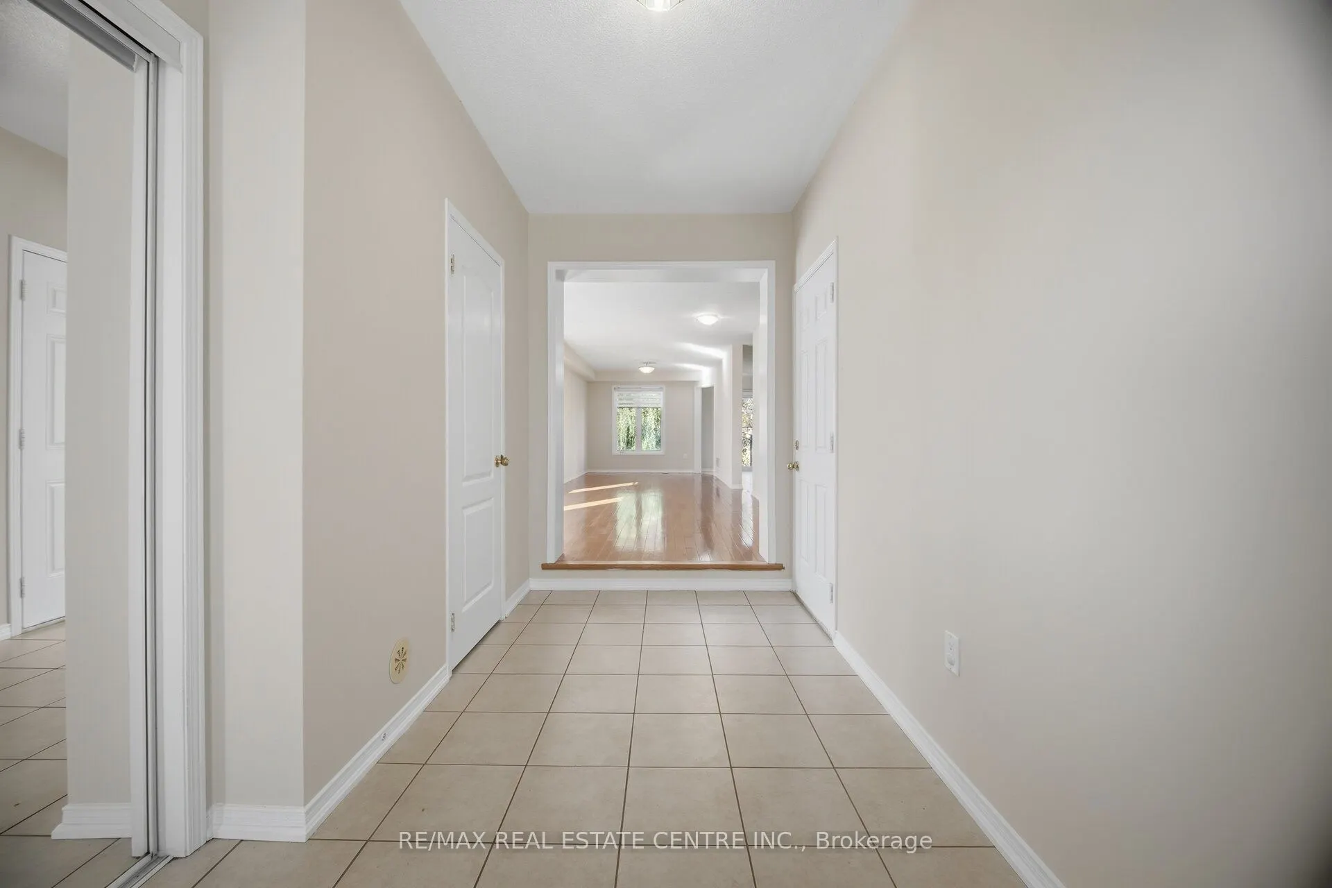 1323 MENEFY Place