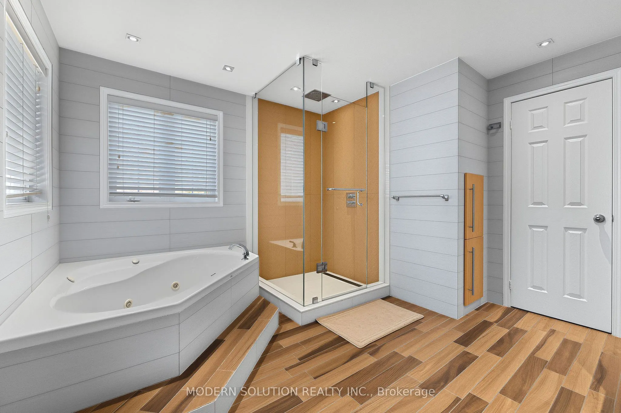 5 Woodcote Crescent