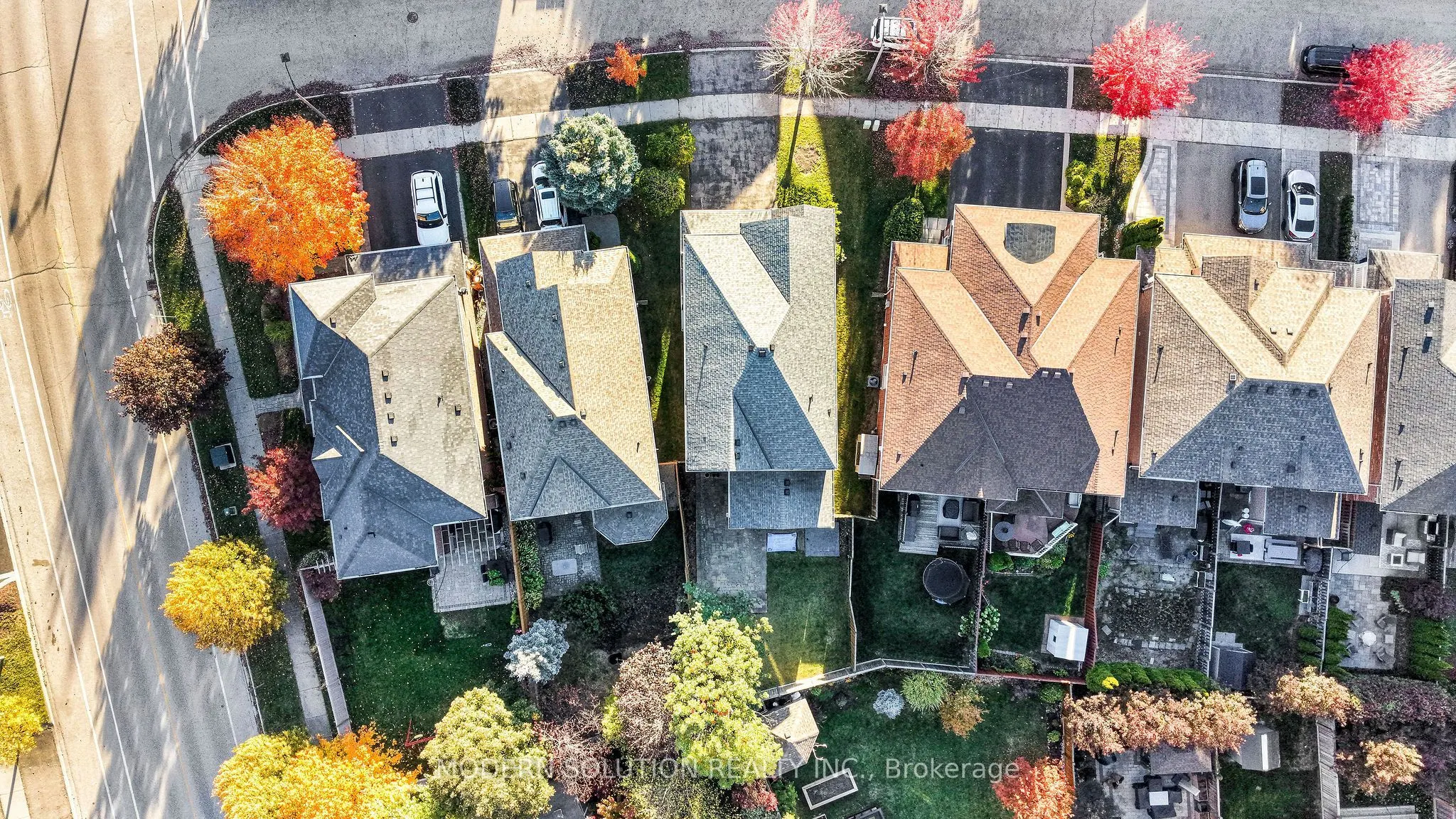 5 Woodcote Crescent