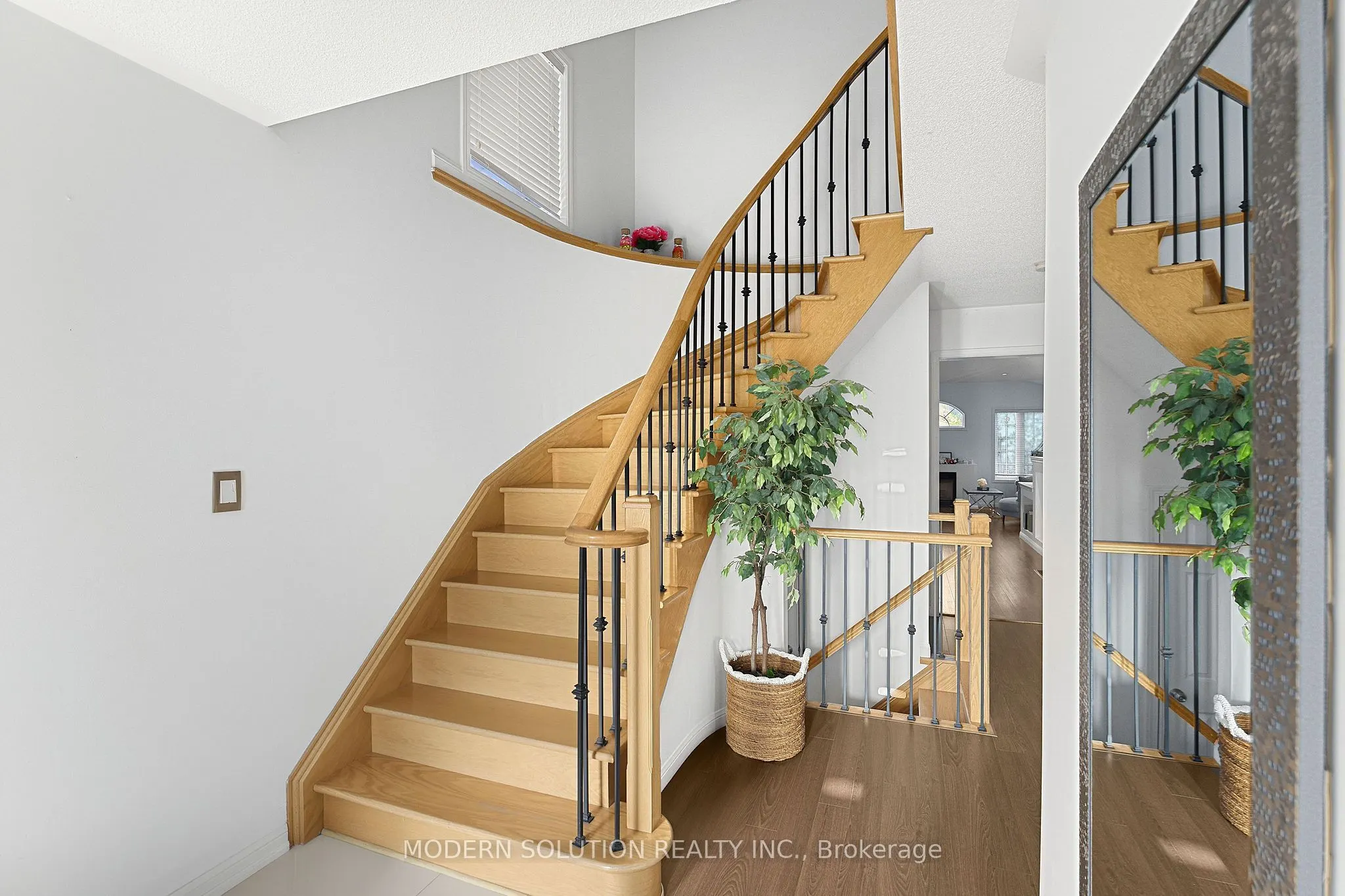 5 Woodcote Crescent