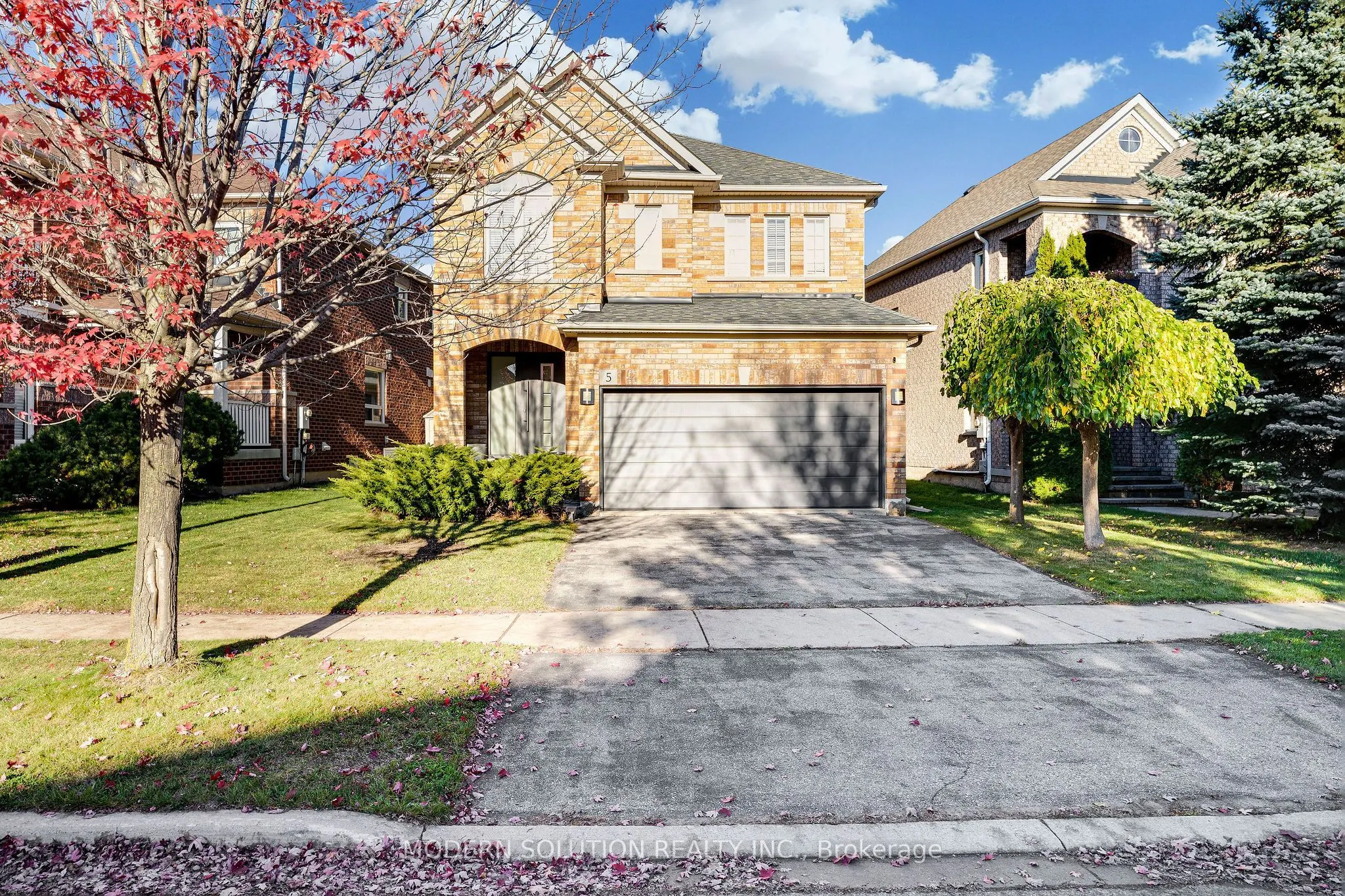 5 Woodcote Crescent