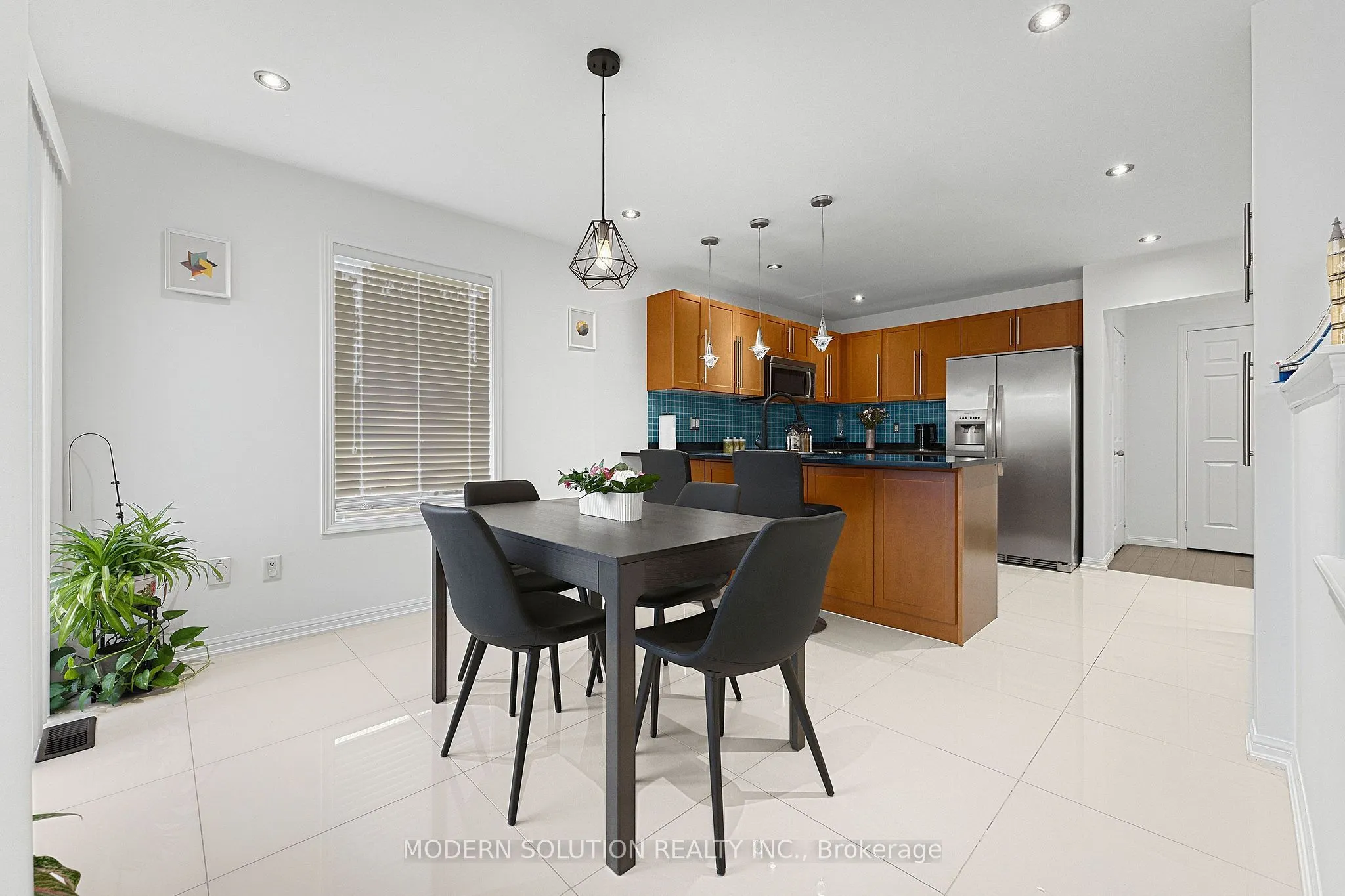 5 Woodcote Crescent