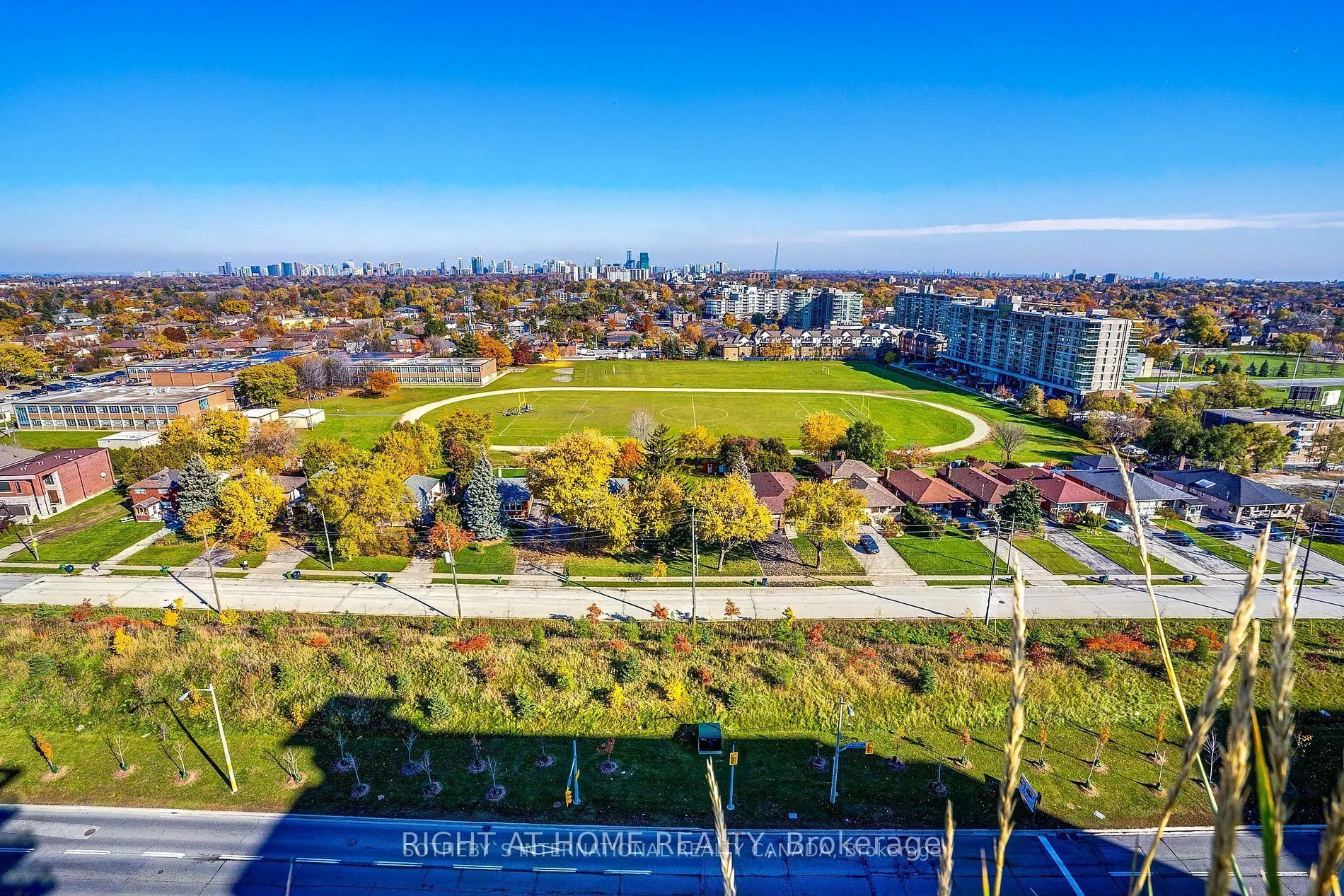 10 De Boers Drive #514