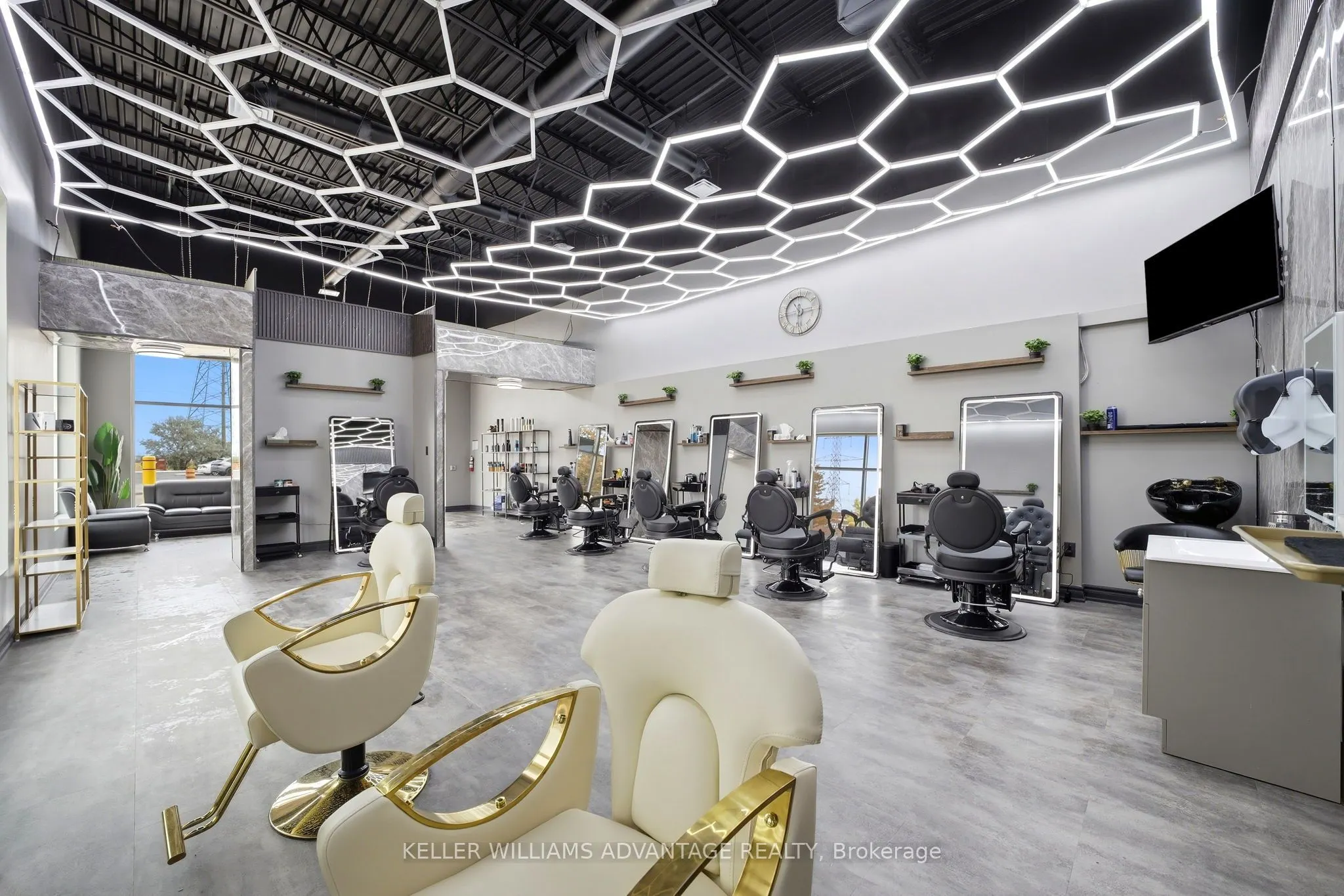 41 James Snow Pkwy N Parkway #7