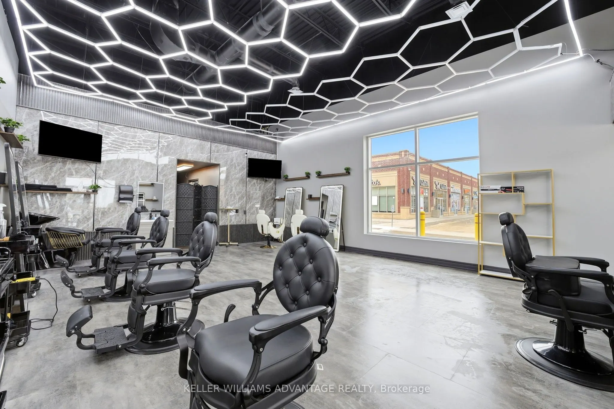 41 James Snow Pkwy N Parkway #7