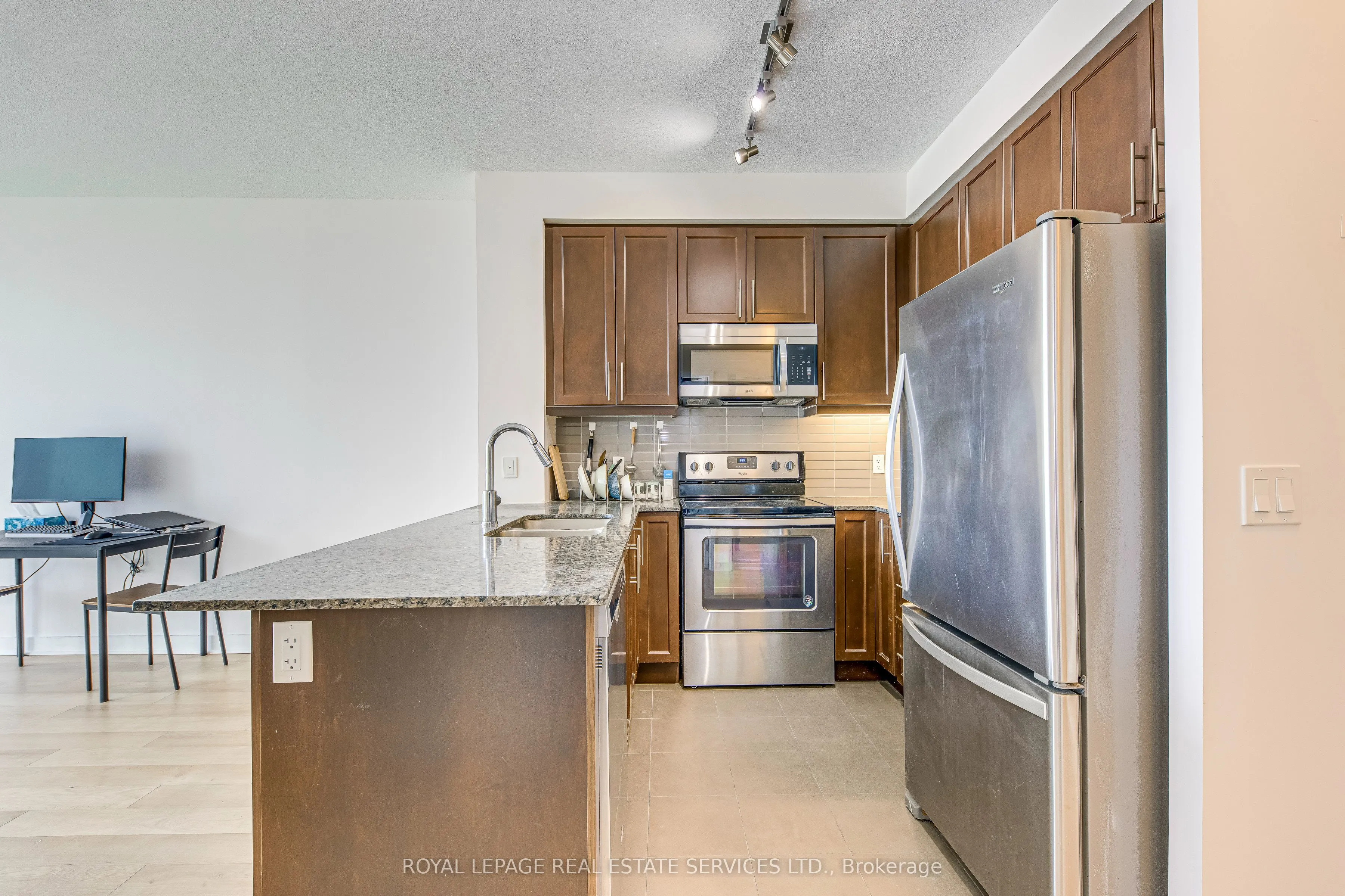 3975 Grand Park Drive #910