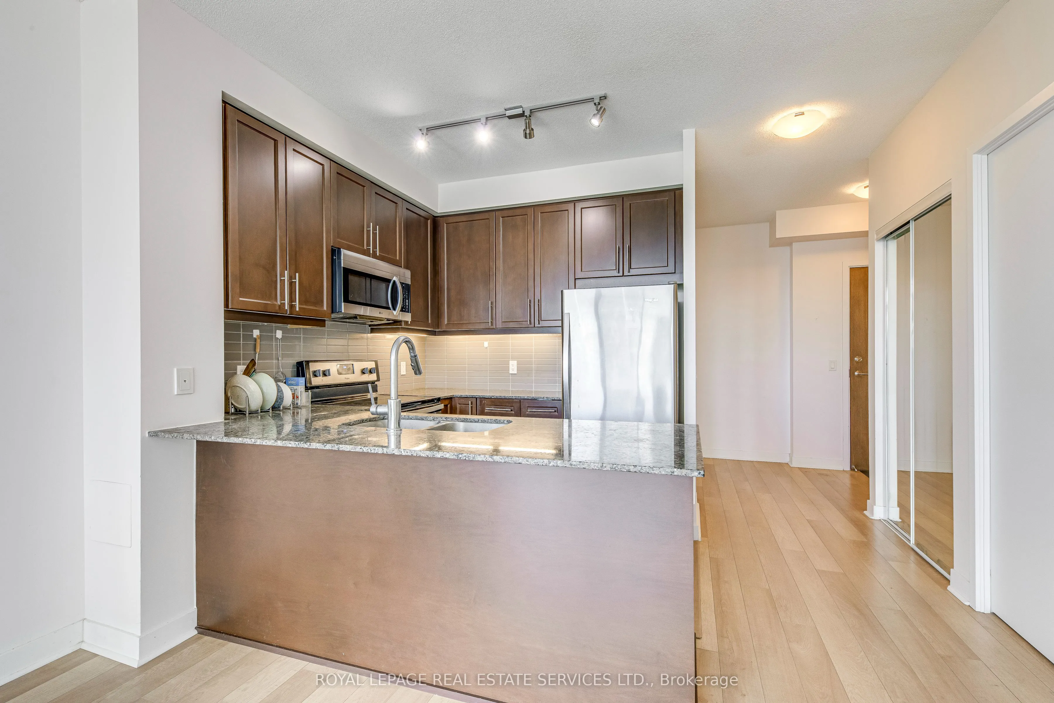 3975 Grand Park Drive #910