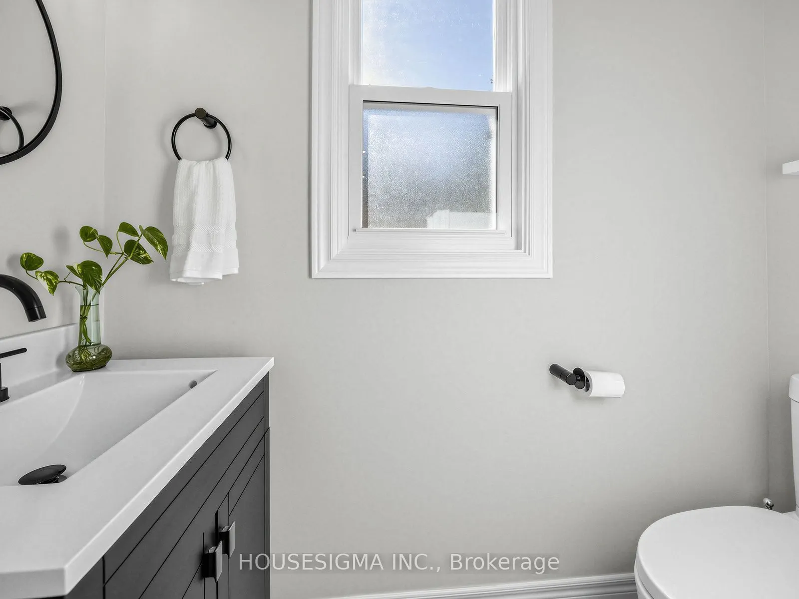 935 King Road #17