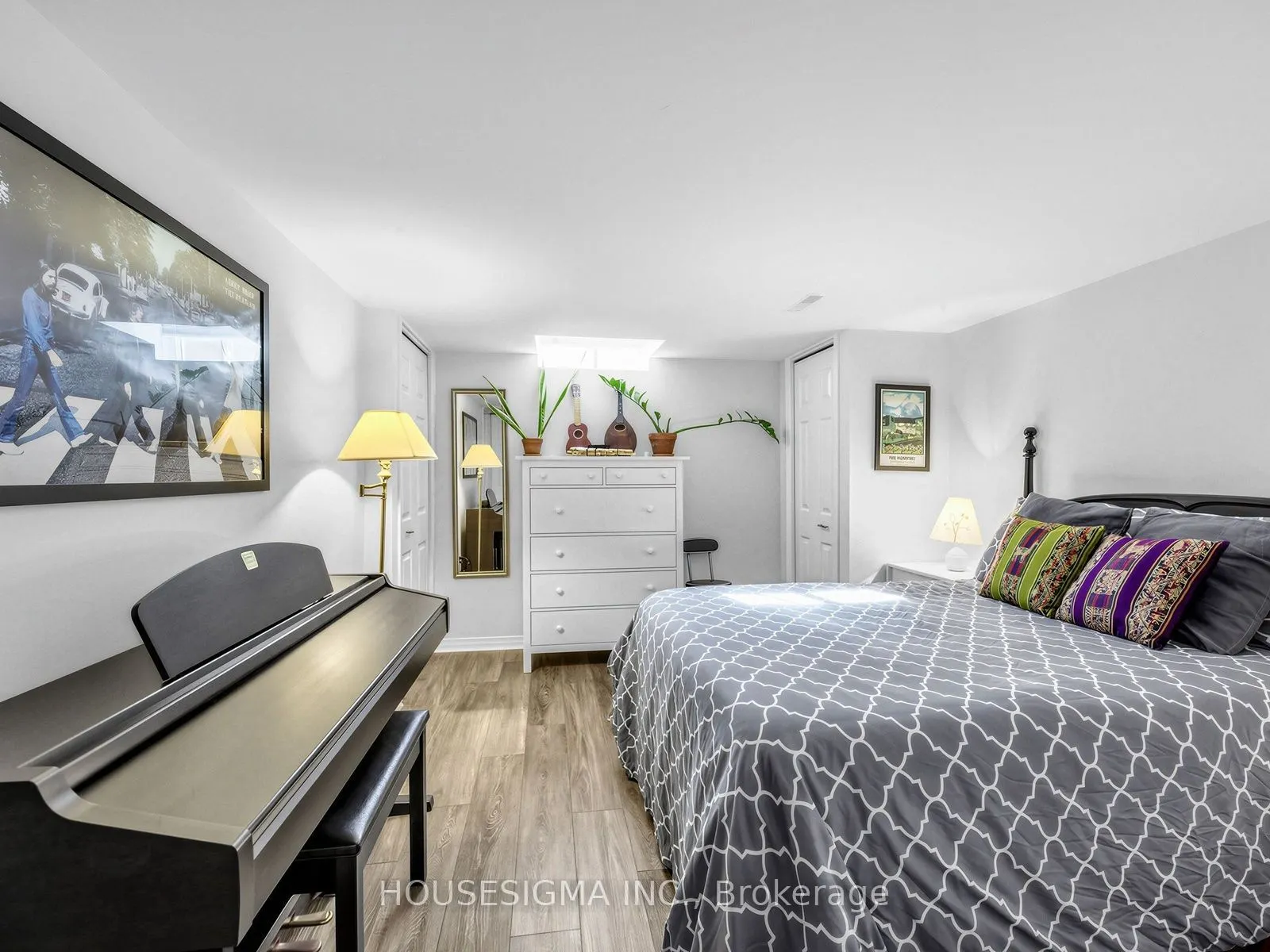 935 King Road #17