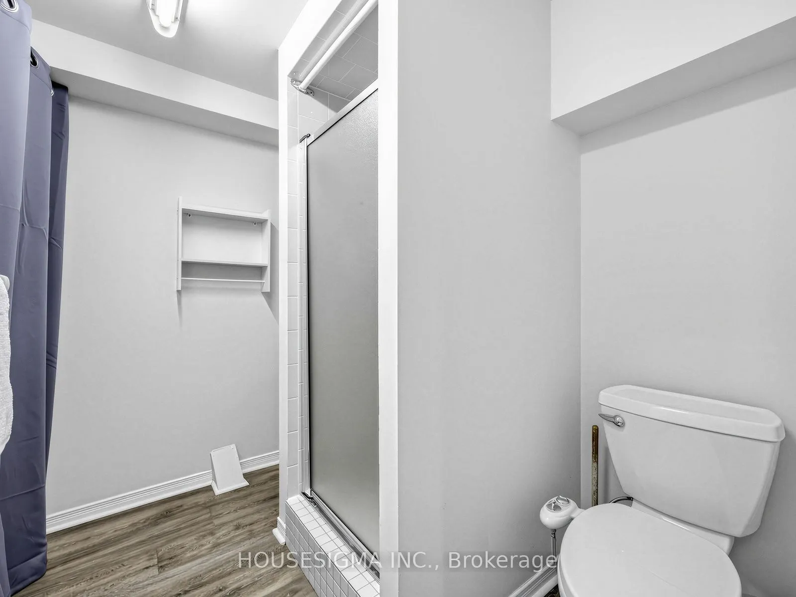 935 King Road #17