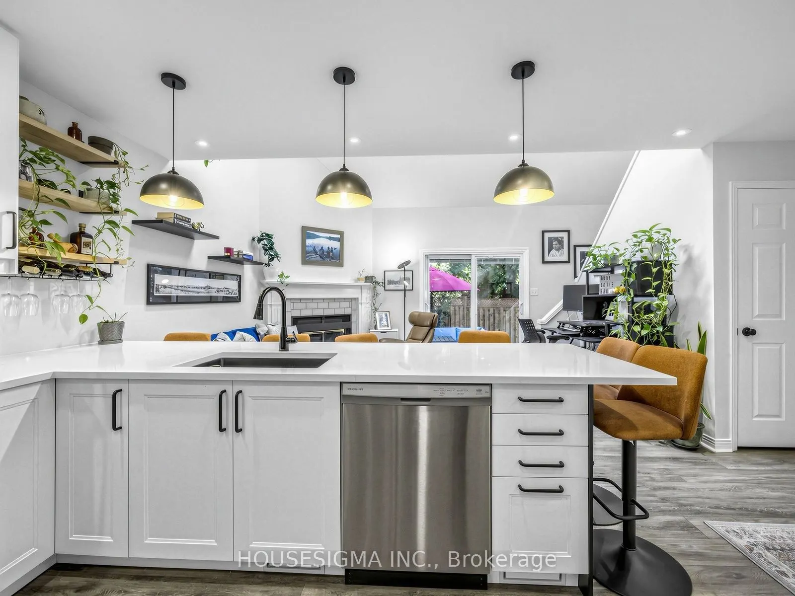 935 King Road #17
