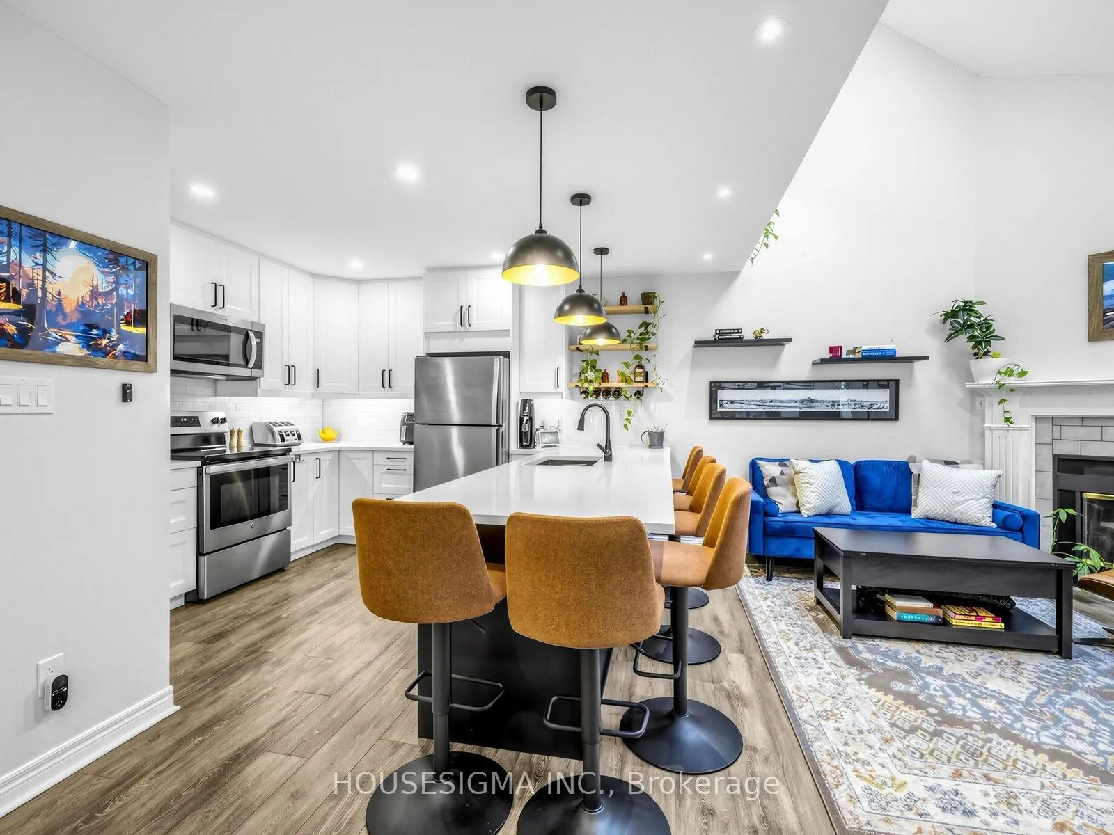935 King Road #17