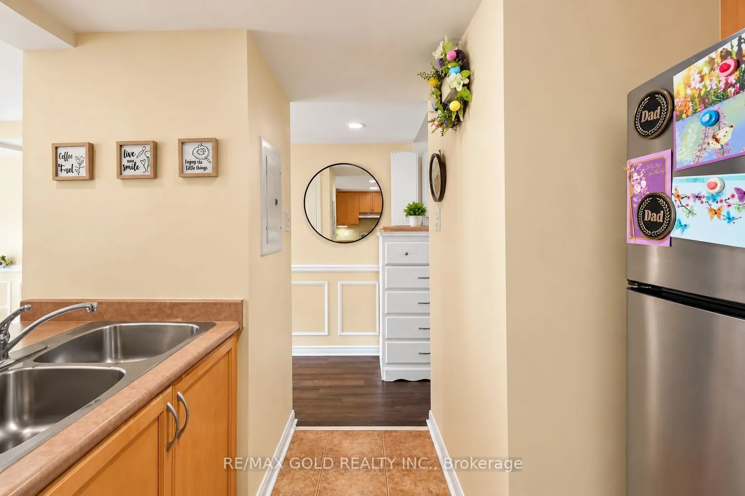 85 George Appleton Way #2028