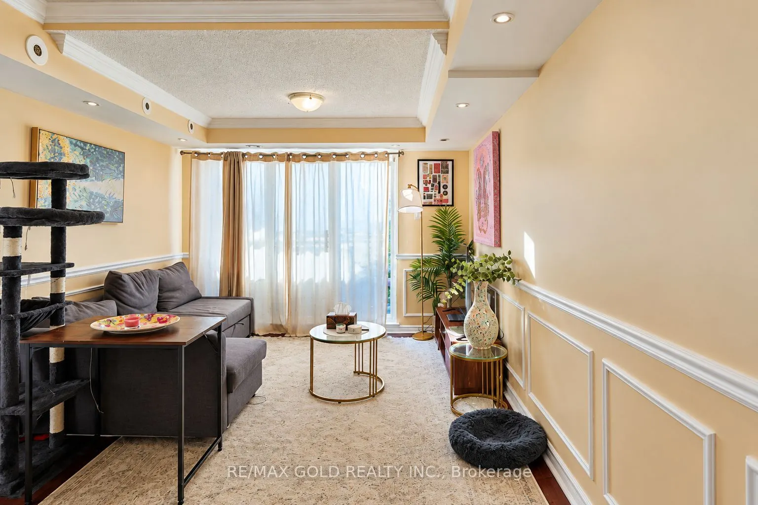 85 George Appleton Way #2028