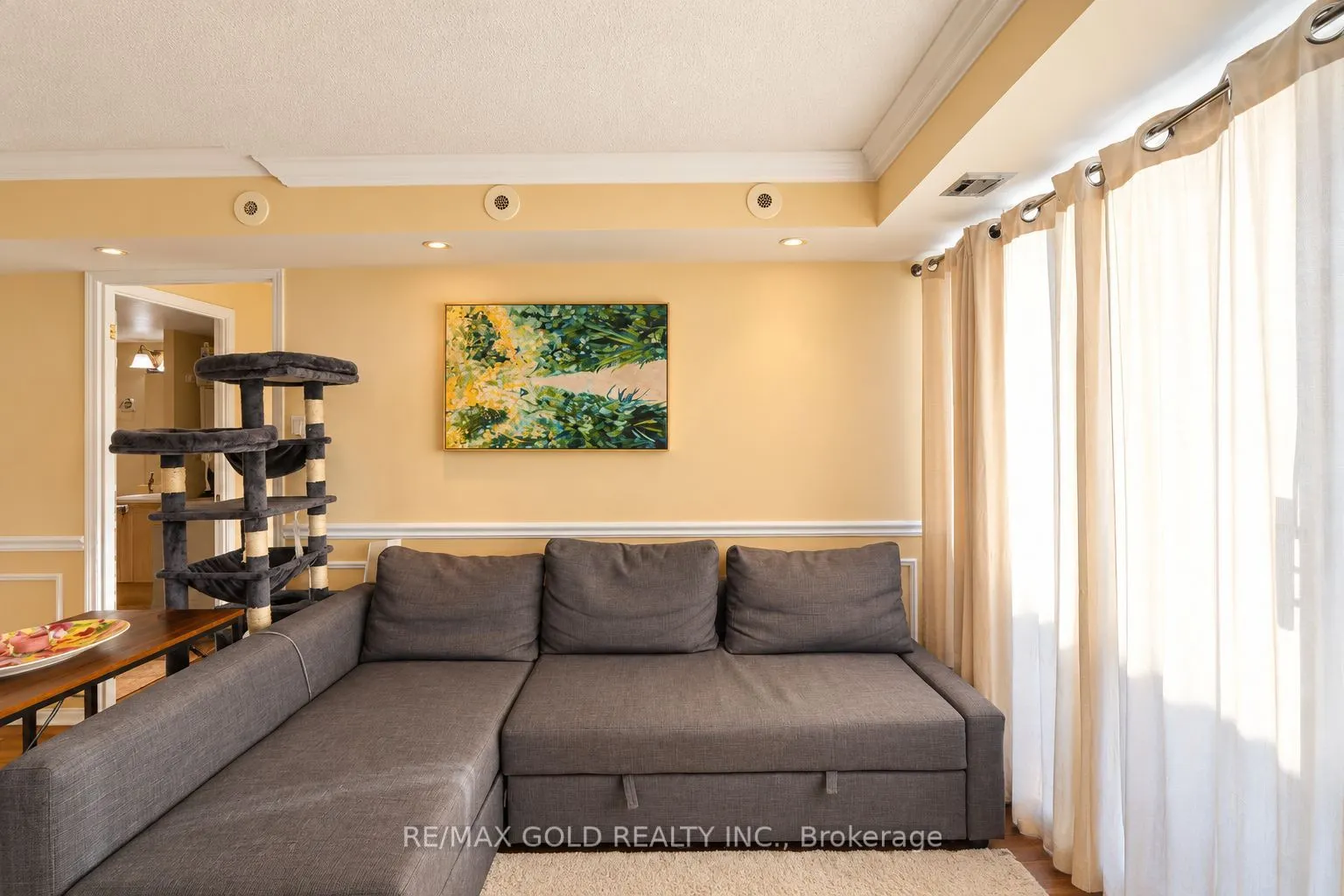 85 George Appleton Way #2028
