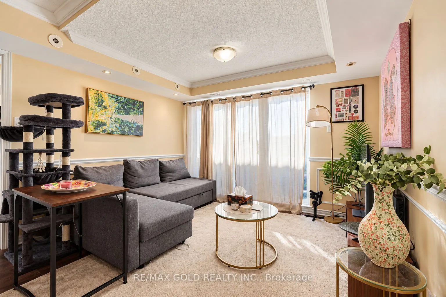 85 George Appleton Way #2028