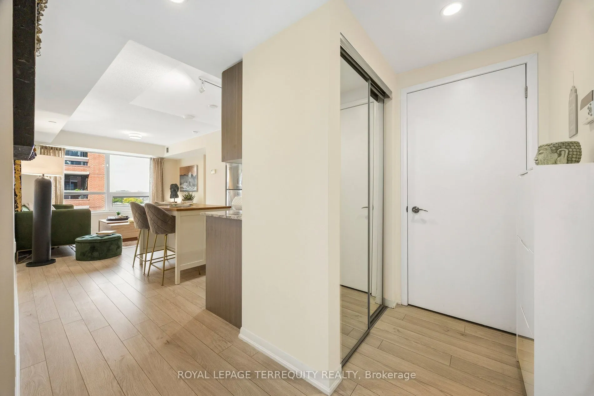 3091 Dufferin Street #524