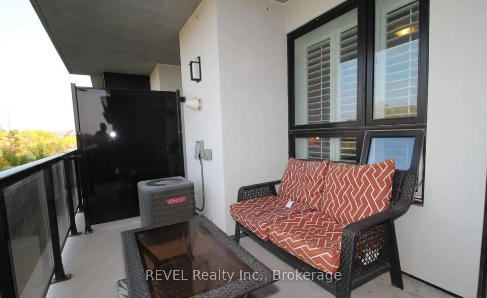 630 Sauve Street #111