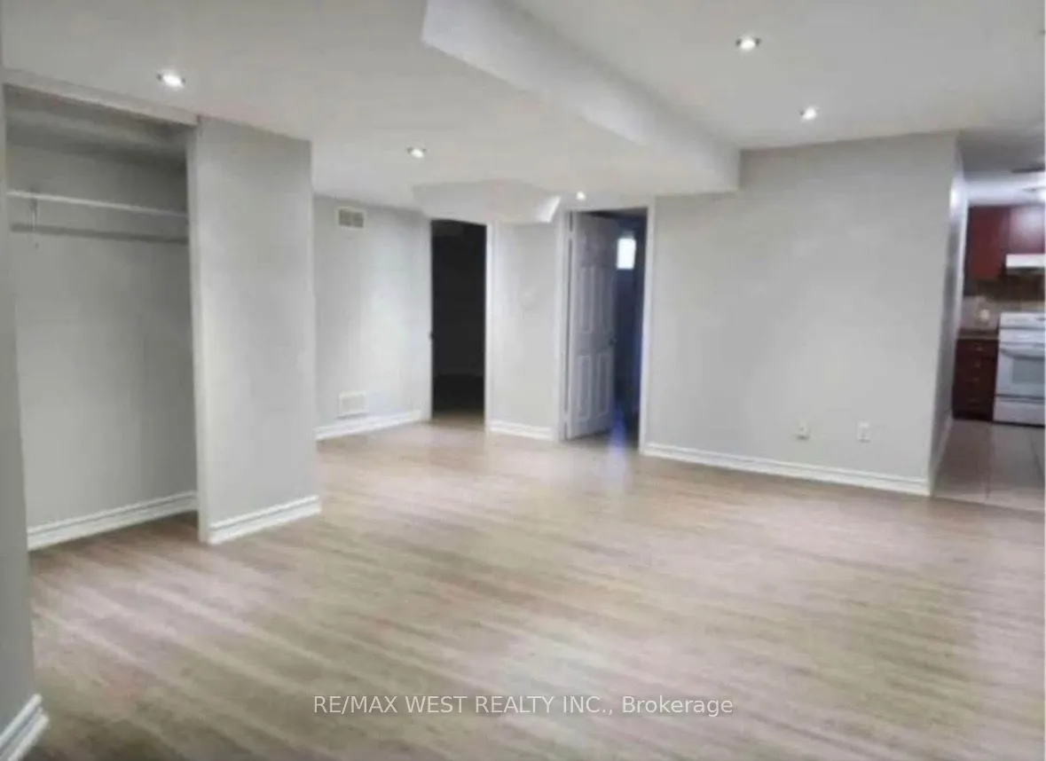 98 Yellow Avens Boulevard