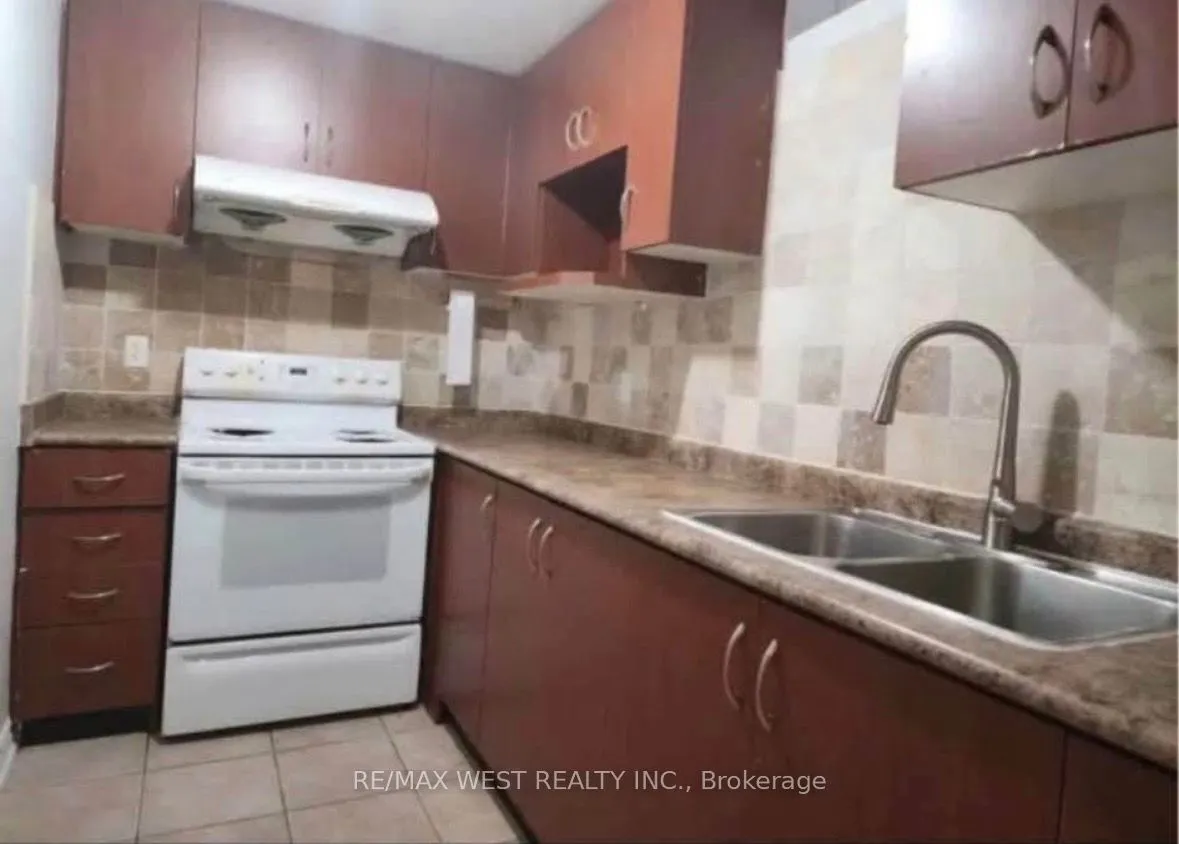 98 Yellow Avens Boulevard