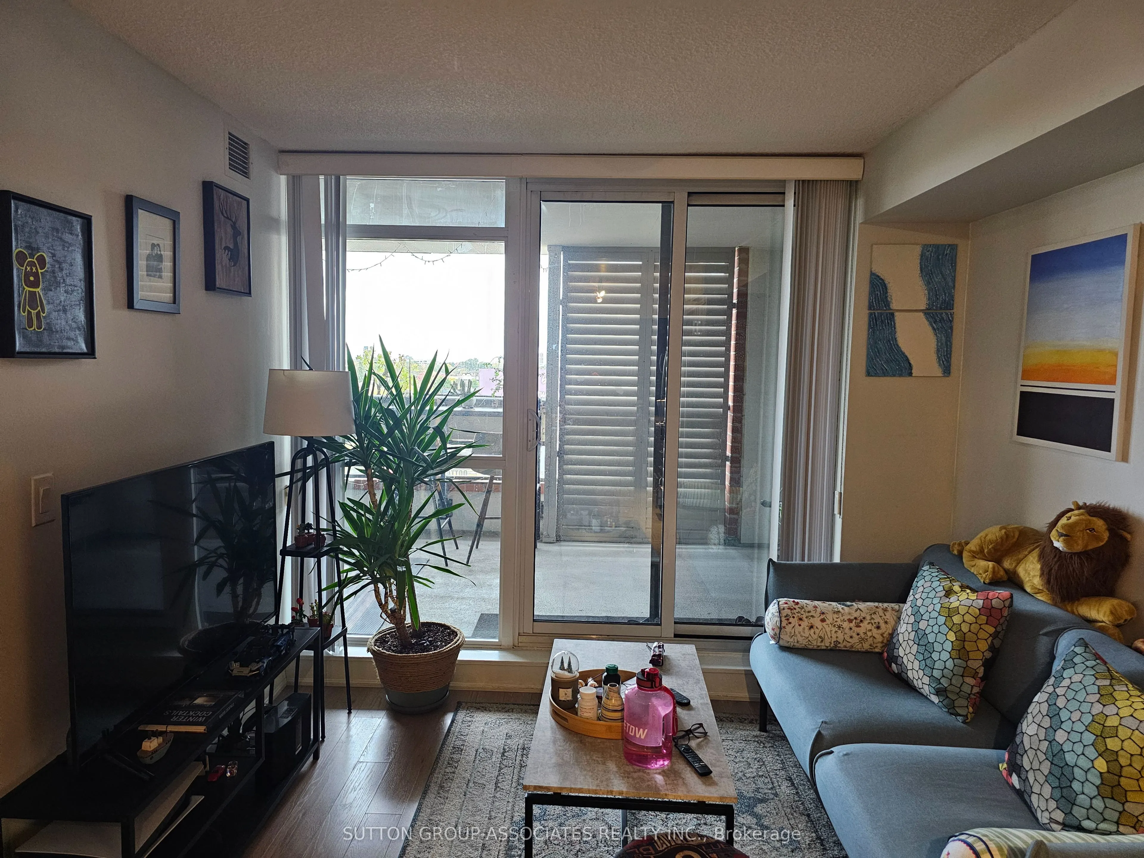 830 Lawrence Avenue W #541