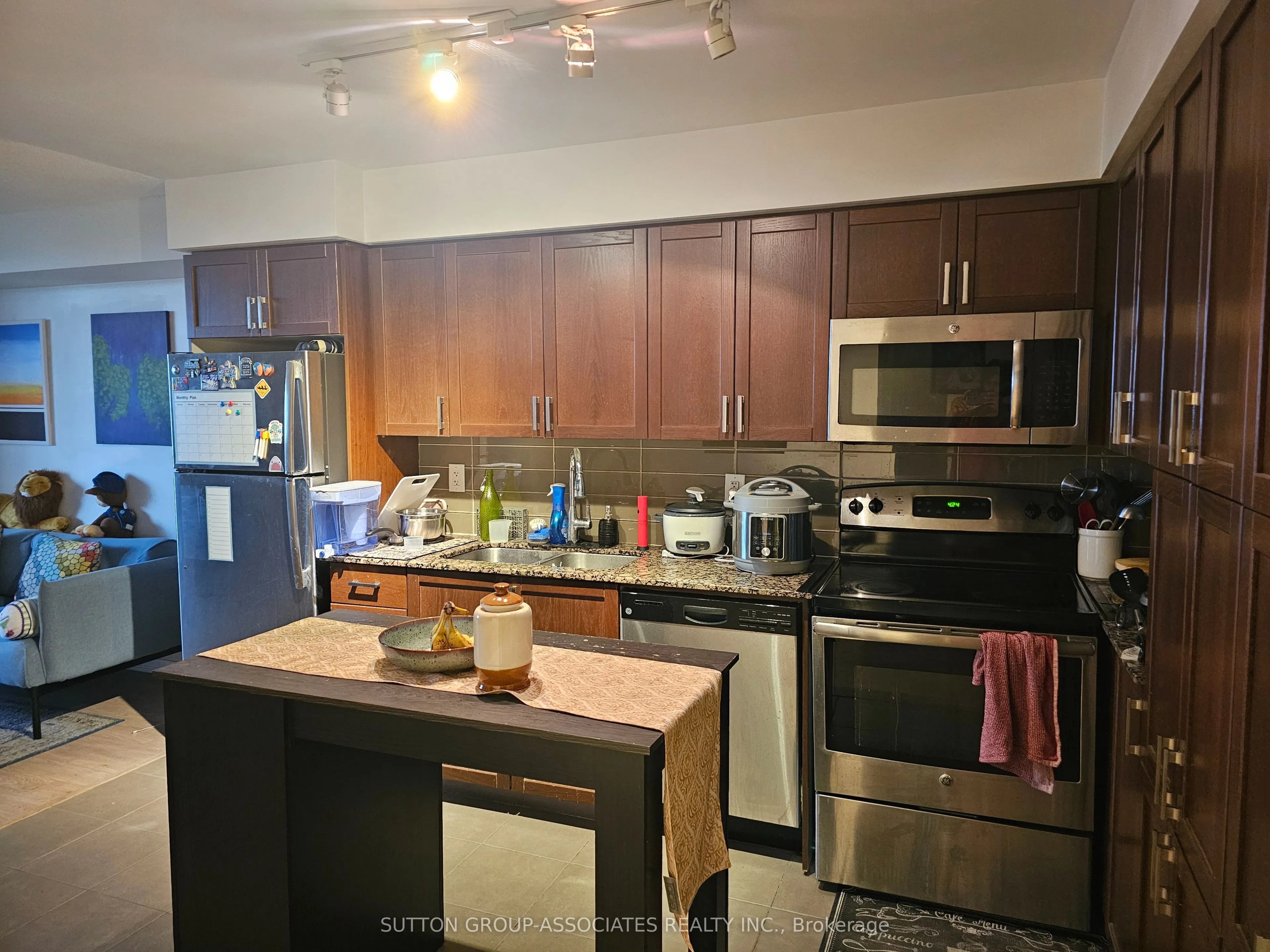 830 Lawrence Avenue W #541