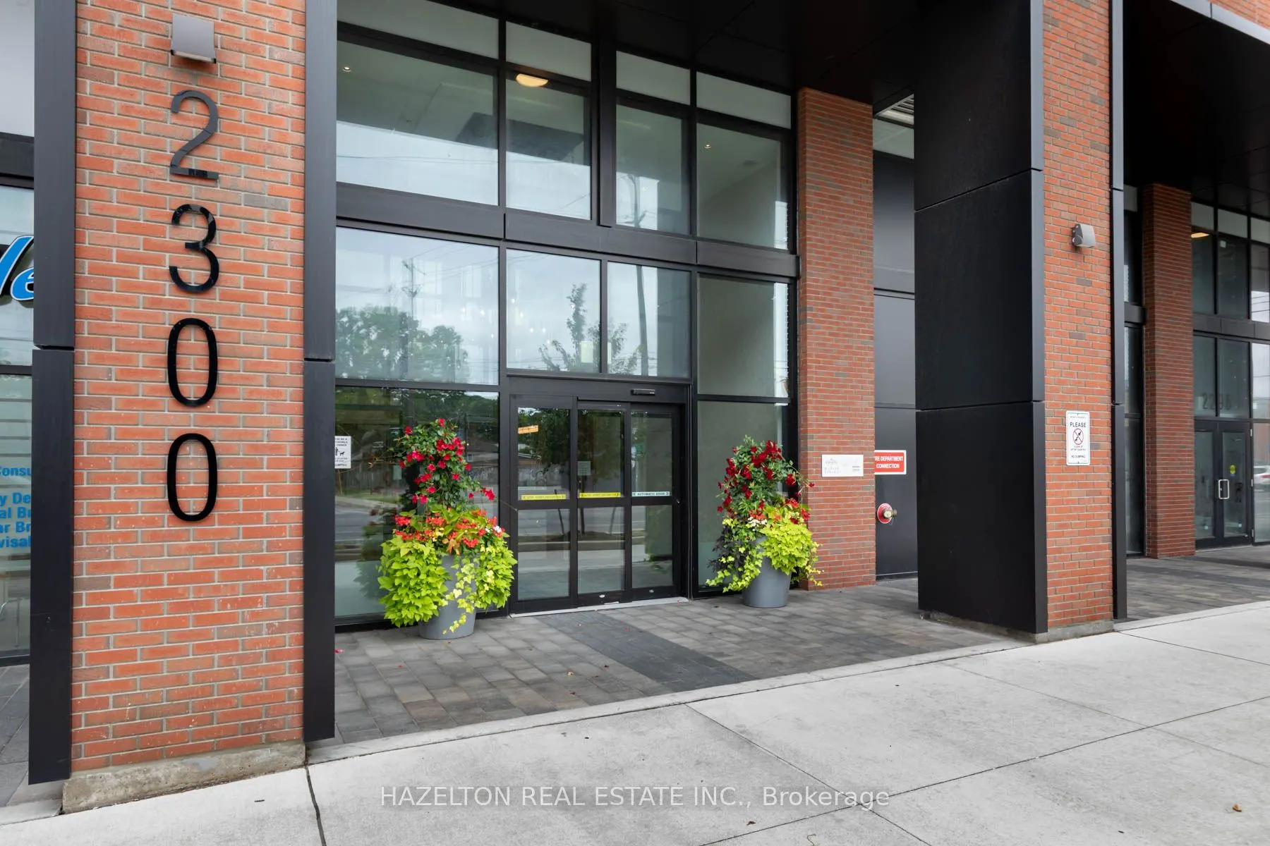 2300 St. Clair Avenue W #905
