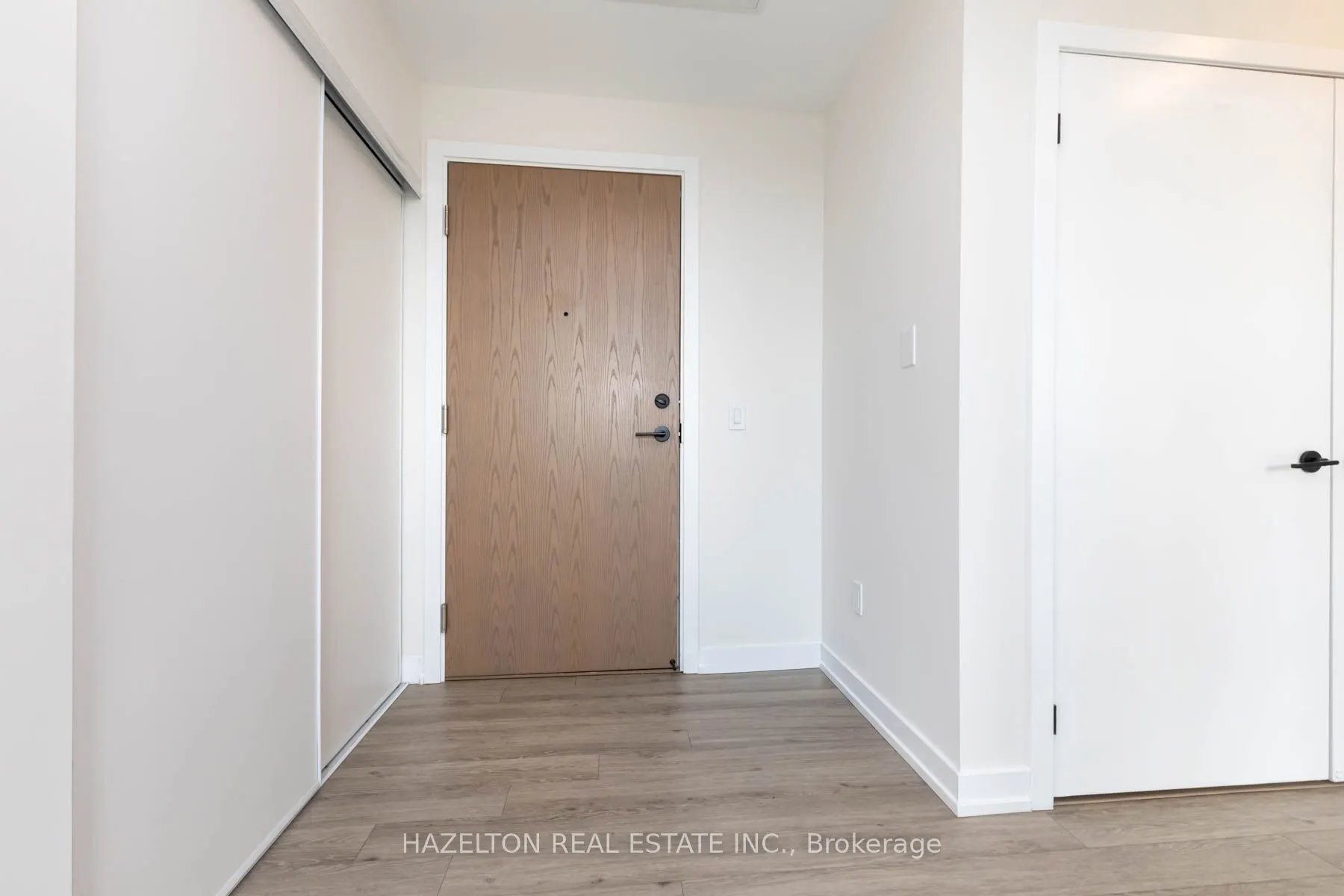 2300 St. Clair Avenue W #905