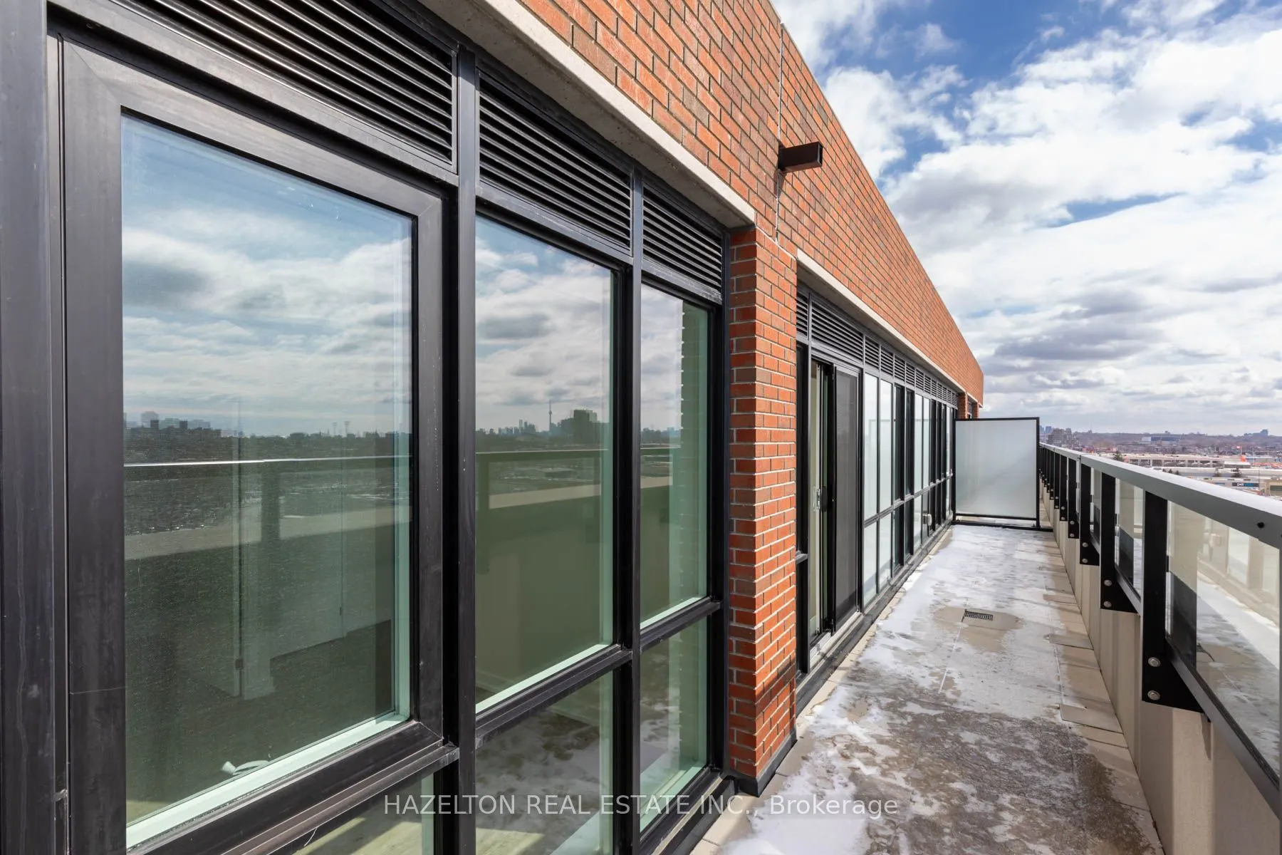 2300 St. Clair Avenue W #905