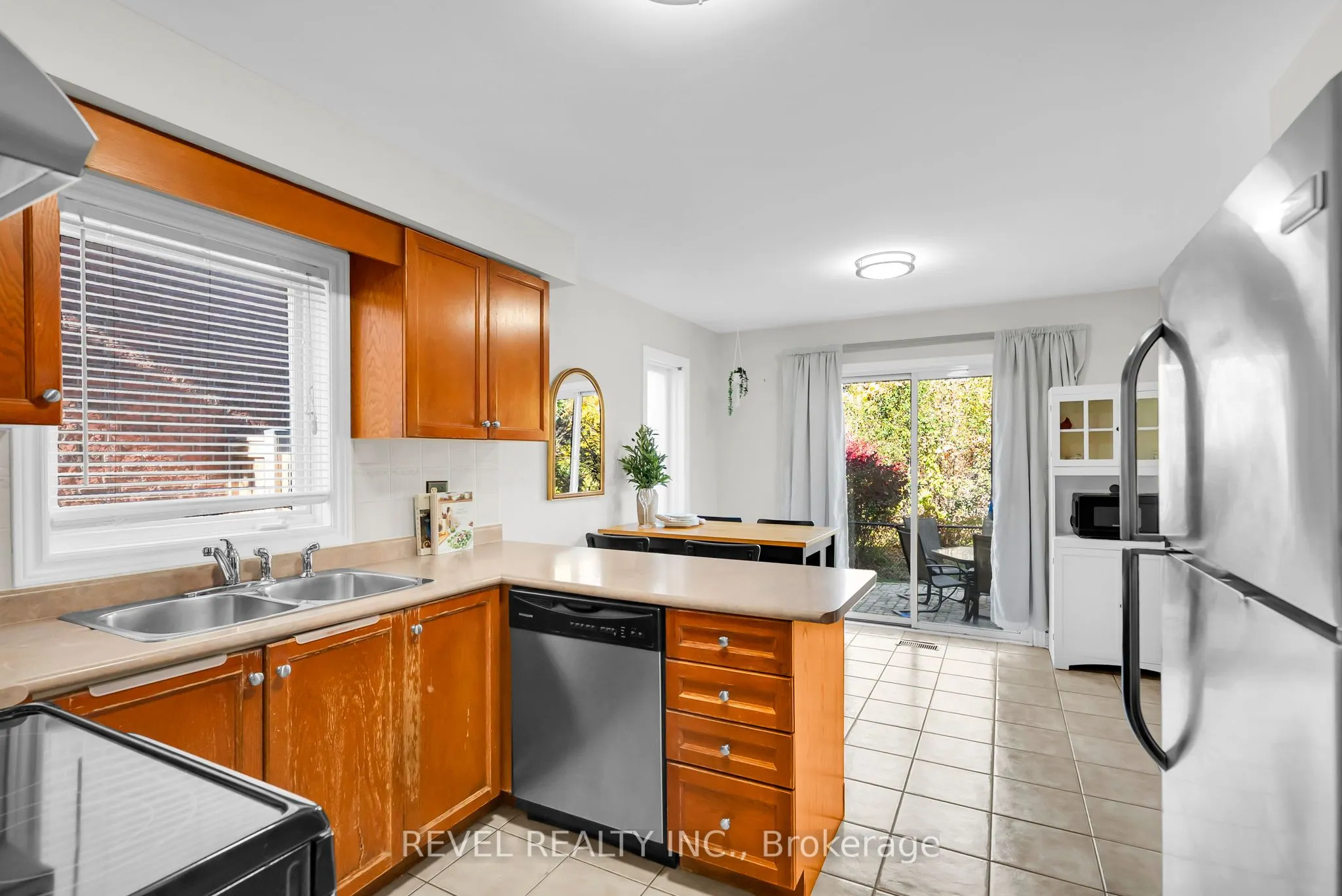 100 Pressed Brick Drive
