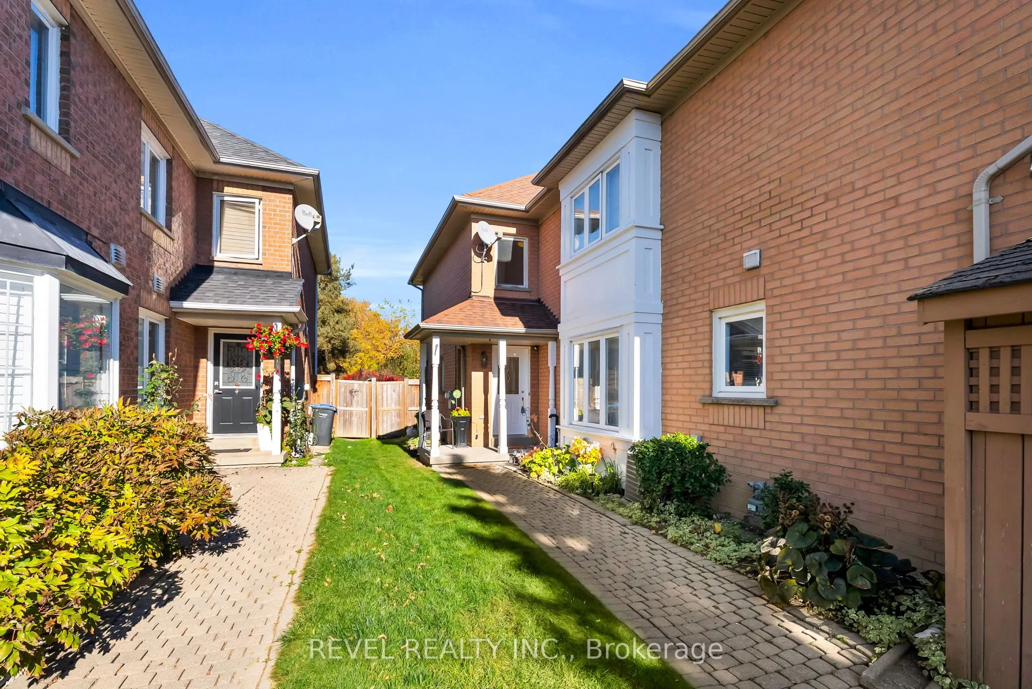 100 Pressed Brick Drive