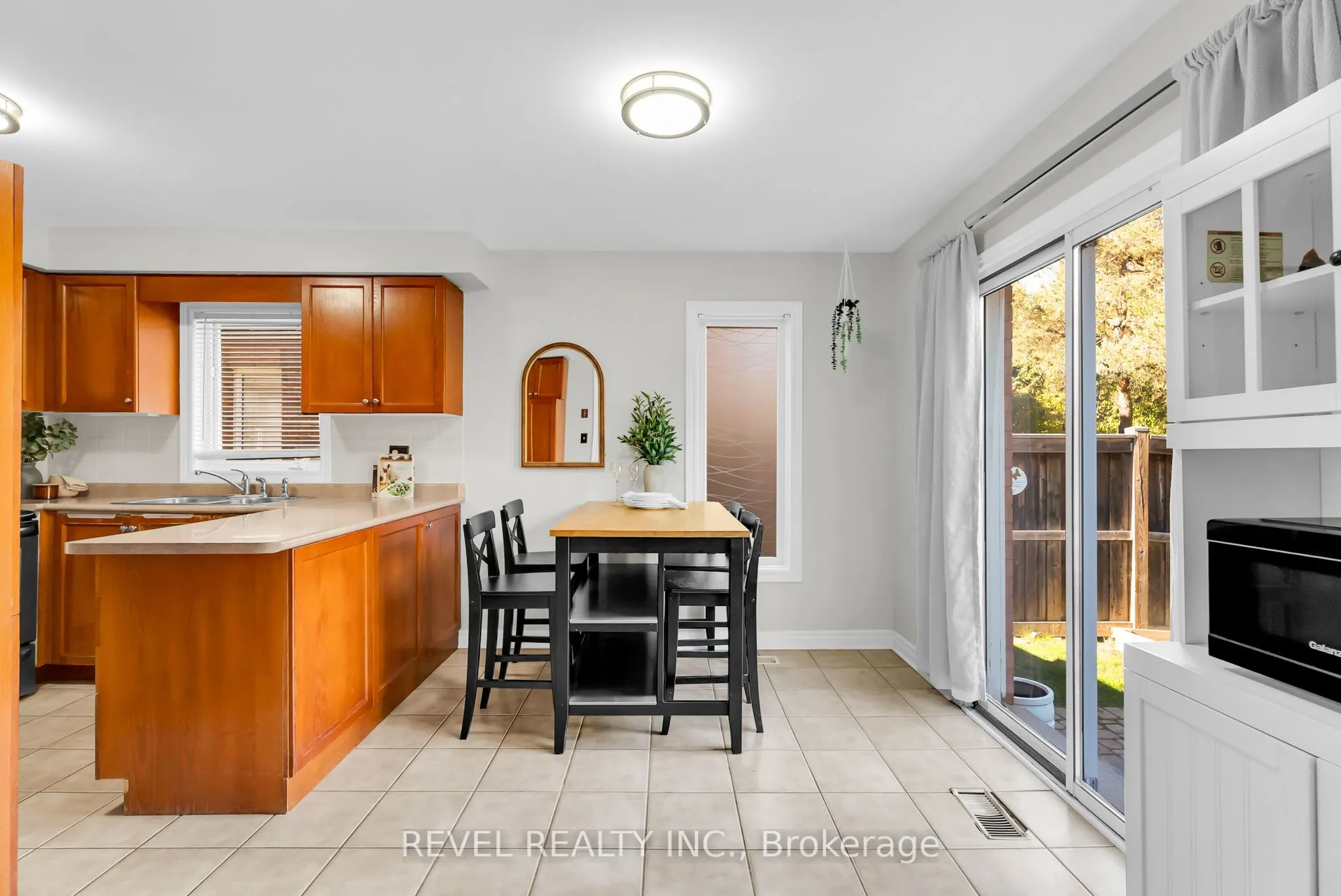 100 Pressed Brick Drive