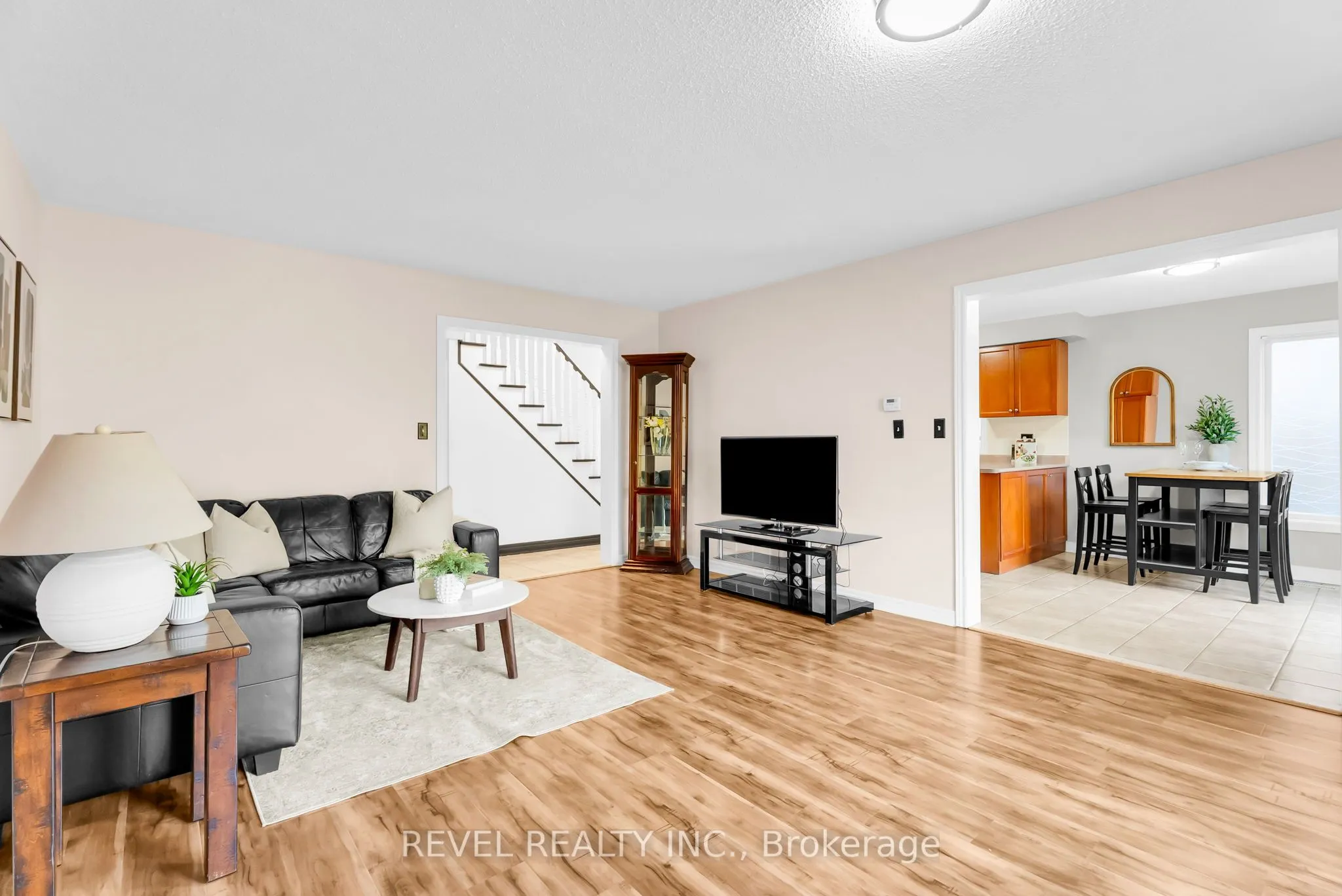 100 Pressed Brick Drive