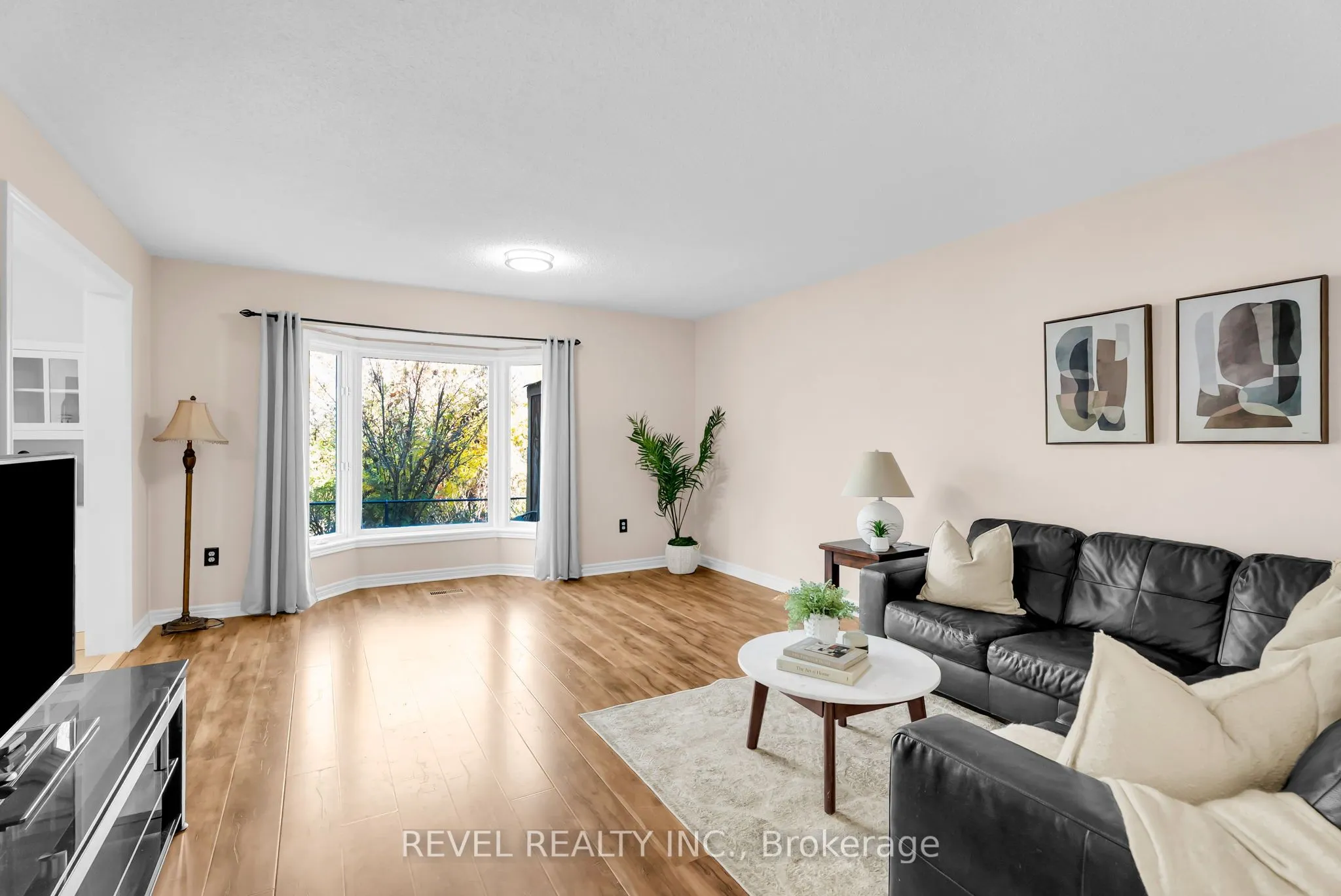 100 Pressed Brick Drive