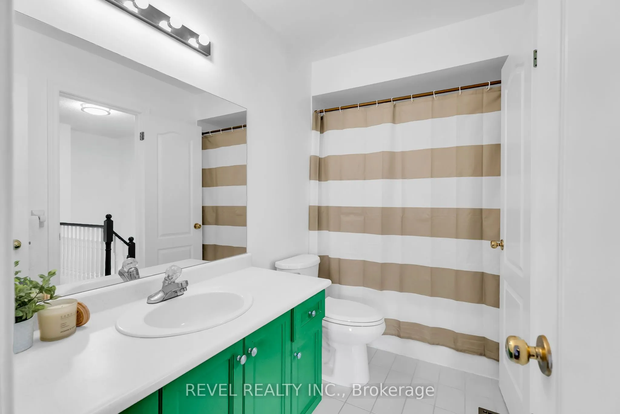 100 Pressed Brick Drive