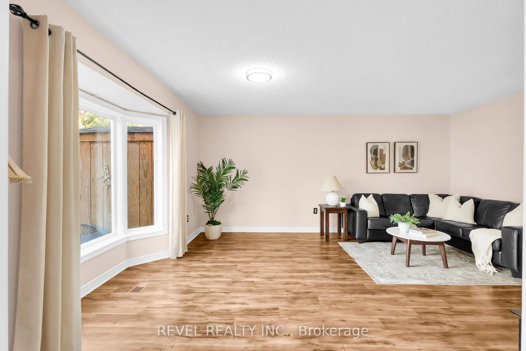 100 Pressed Brick Drive
