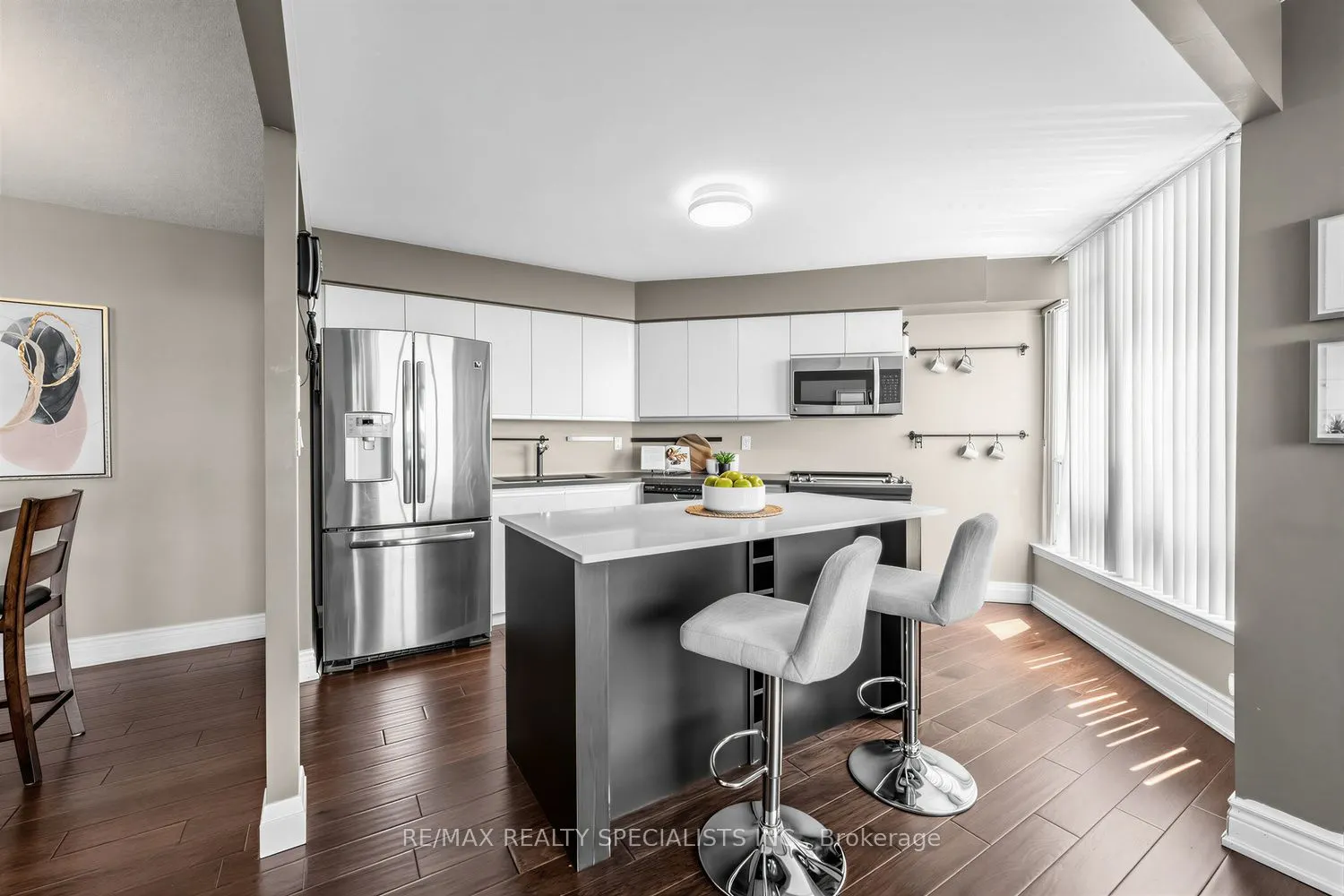 10 Laurelcrest Street #1006
