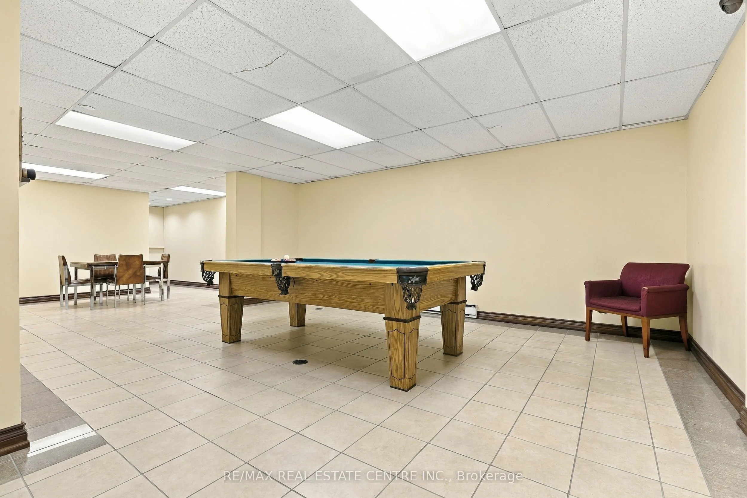 355 Rathburn Road E #1110