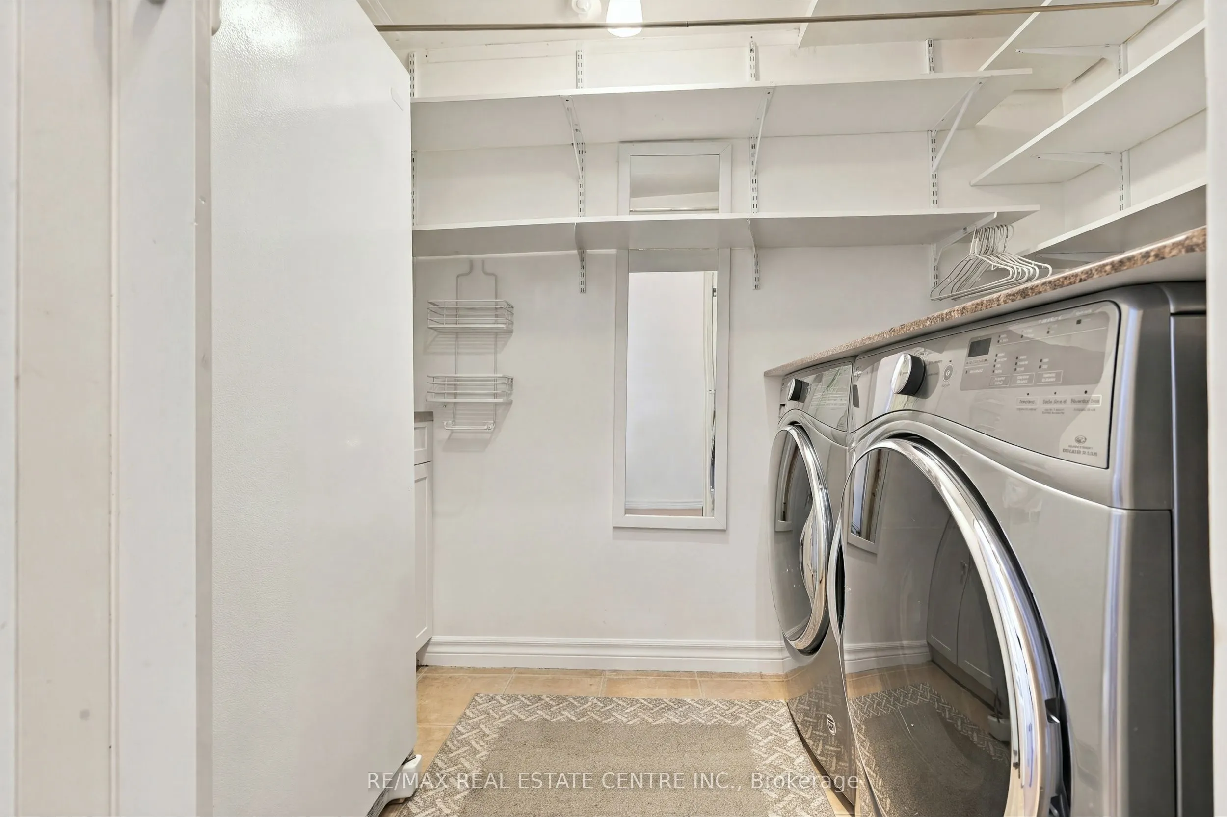 355 Rathburn Road E #1110