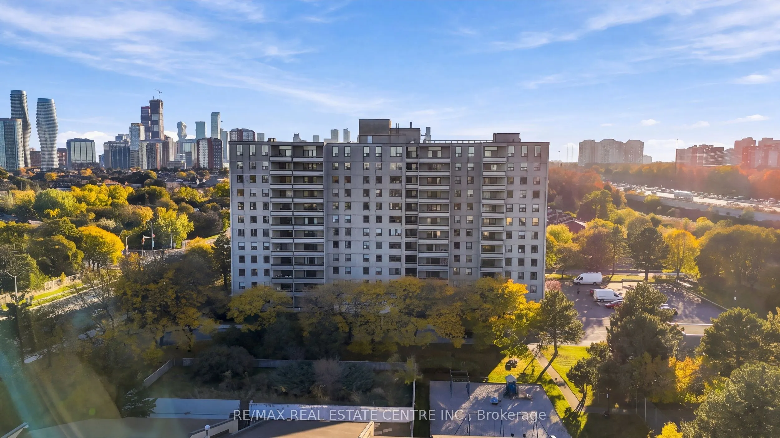 355 Rathburn Road E #1110