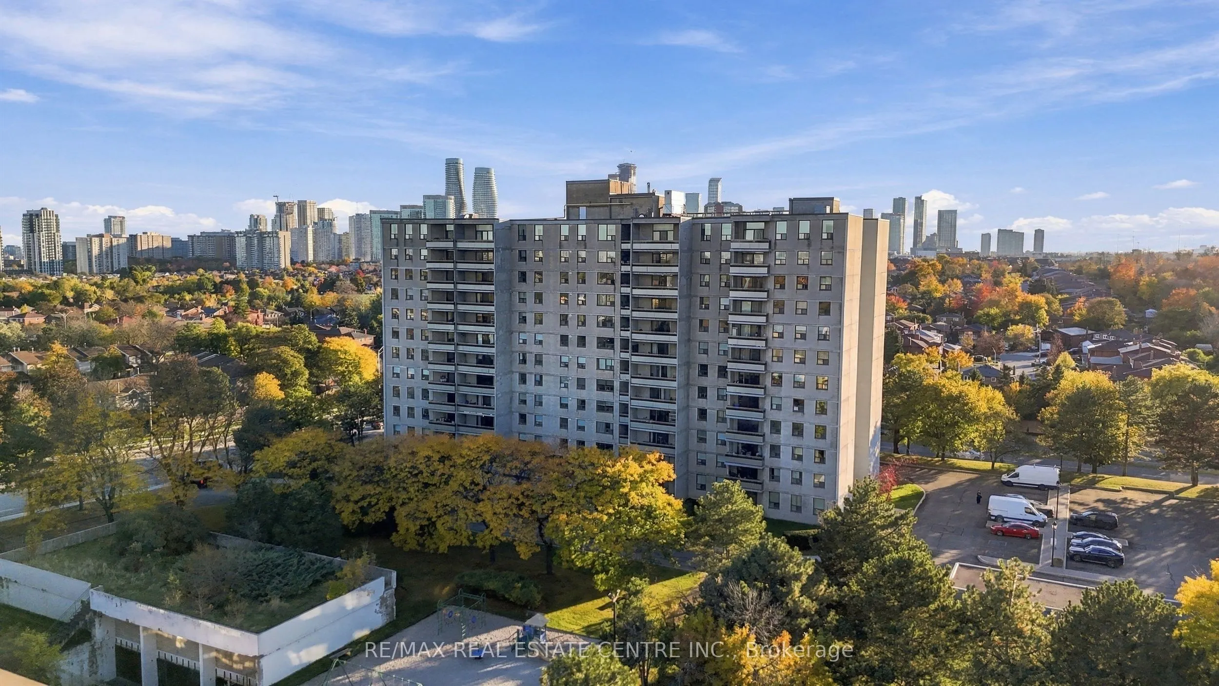 355 Rathburn Road E #1110