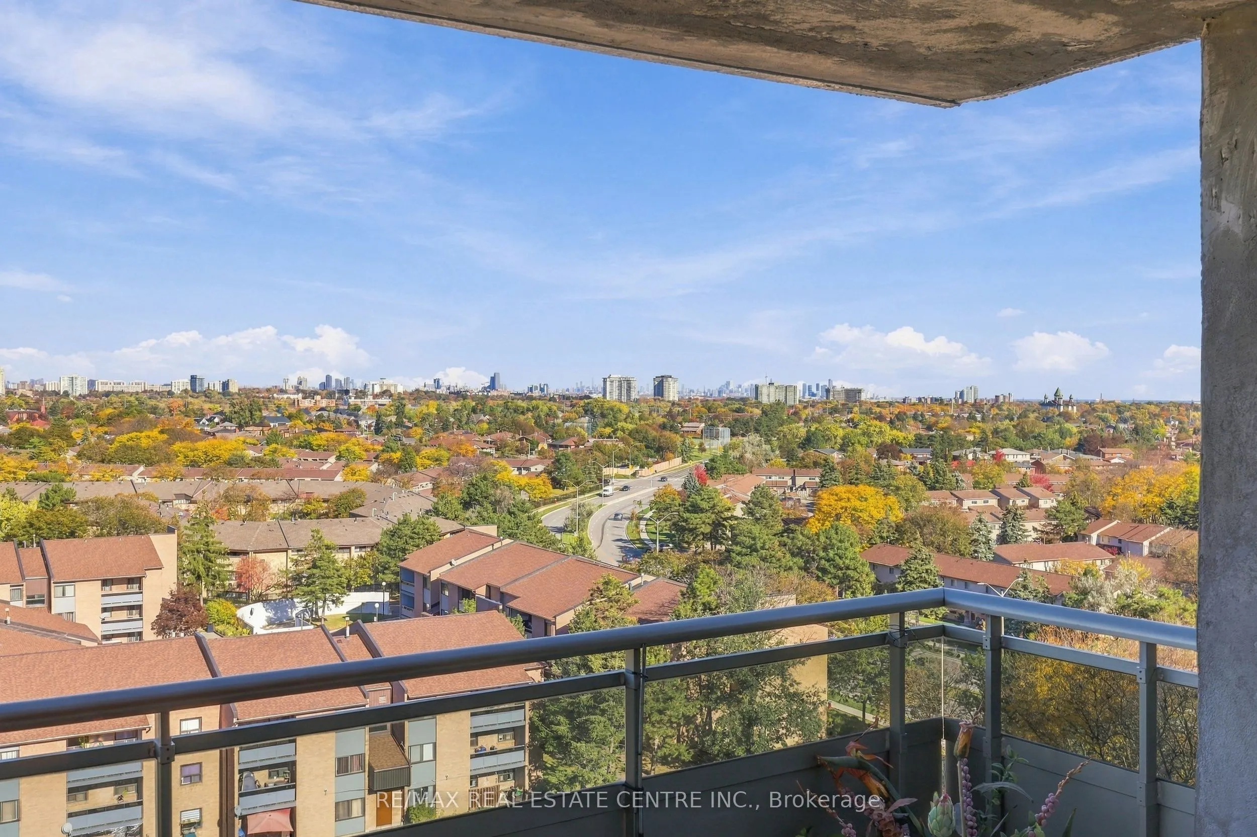 355 Rathburn Road E #1110