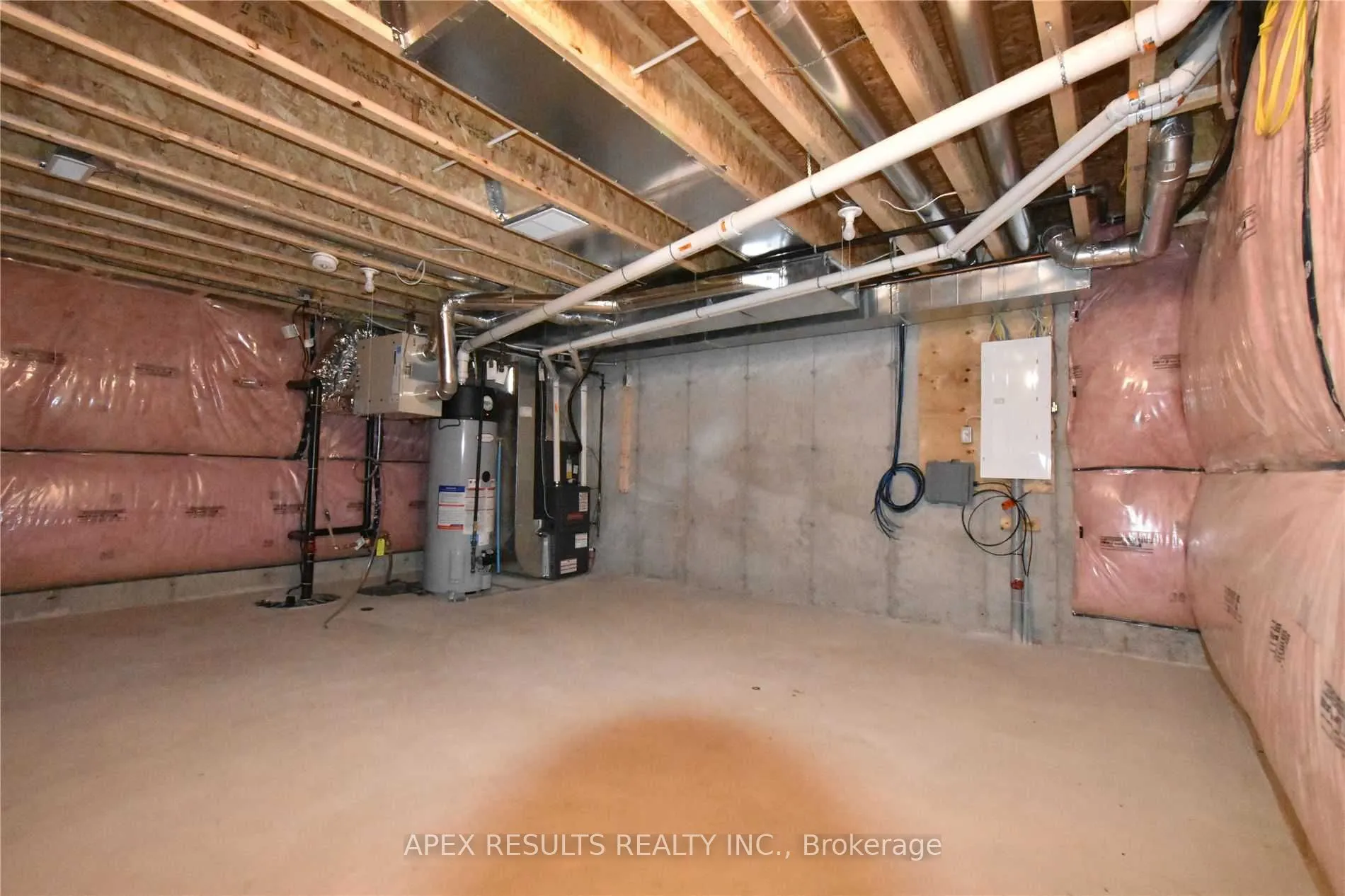 2362 New Street #4