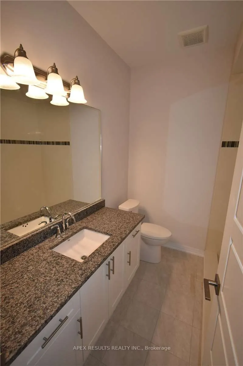 2362 New Street #4
