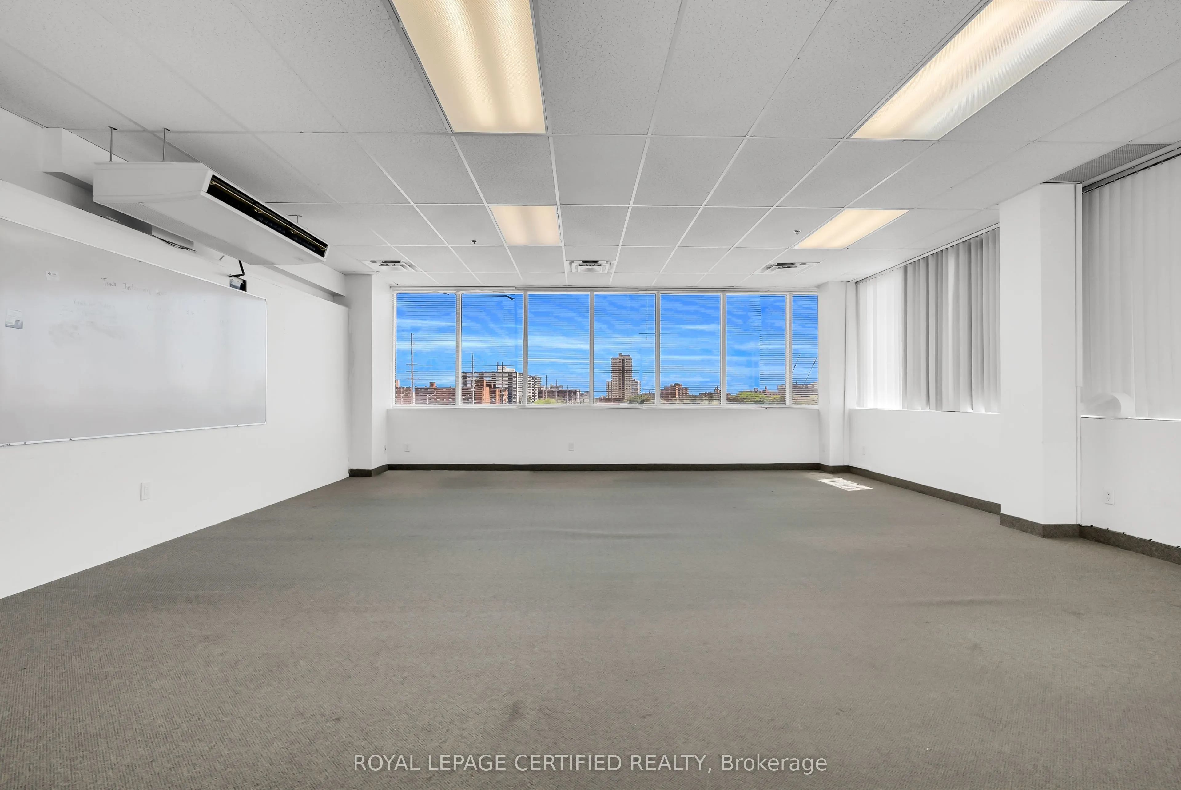 3024 Hurontario Street #304