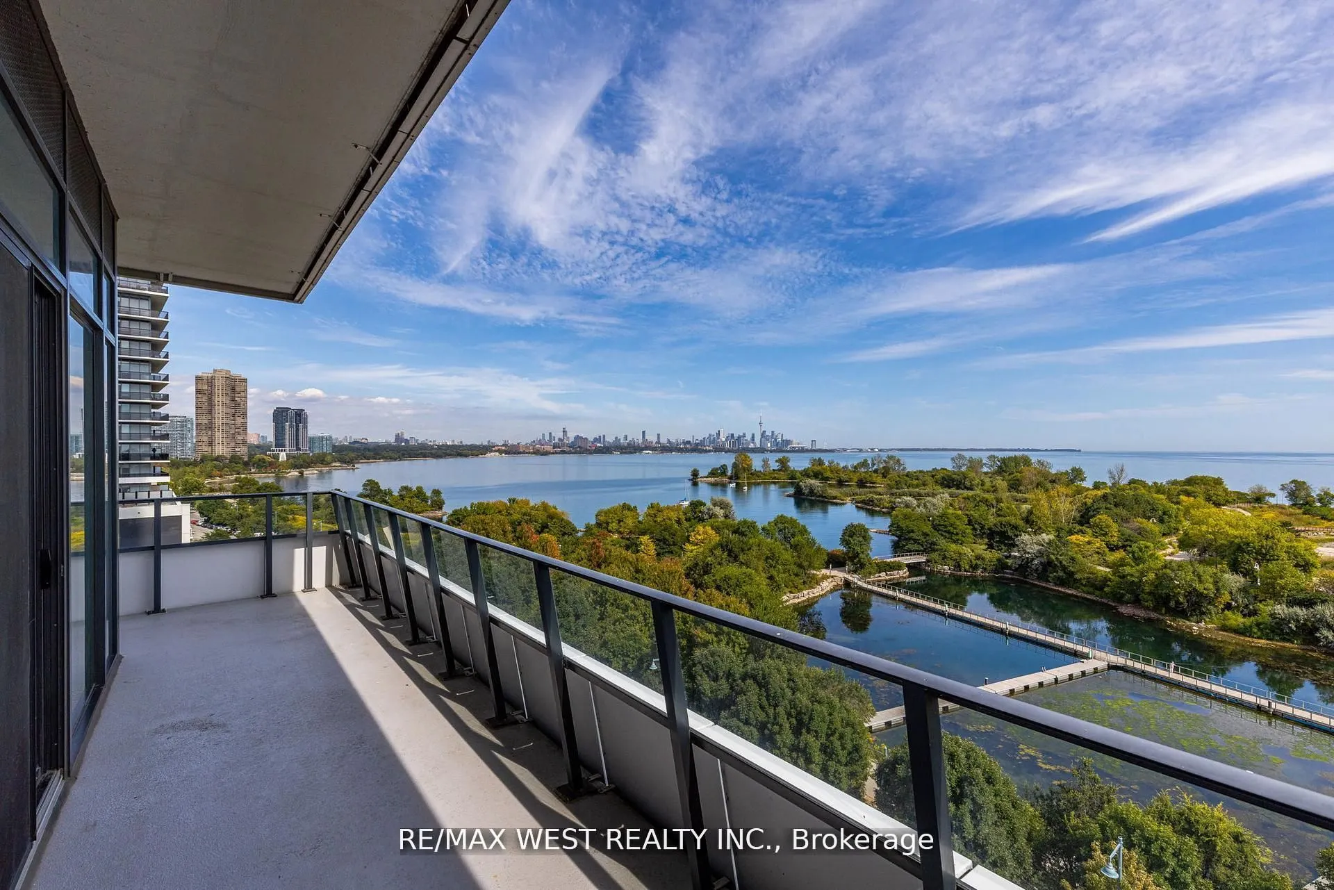 20 Shore Breeze Drive #702